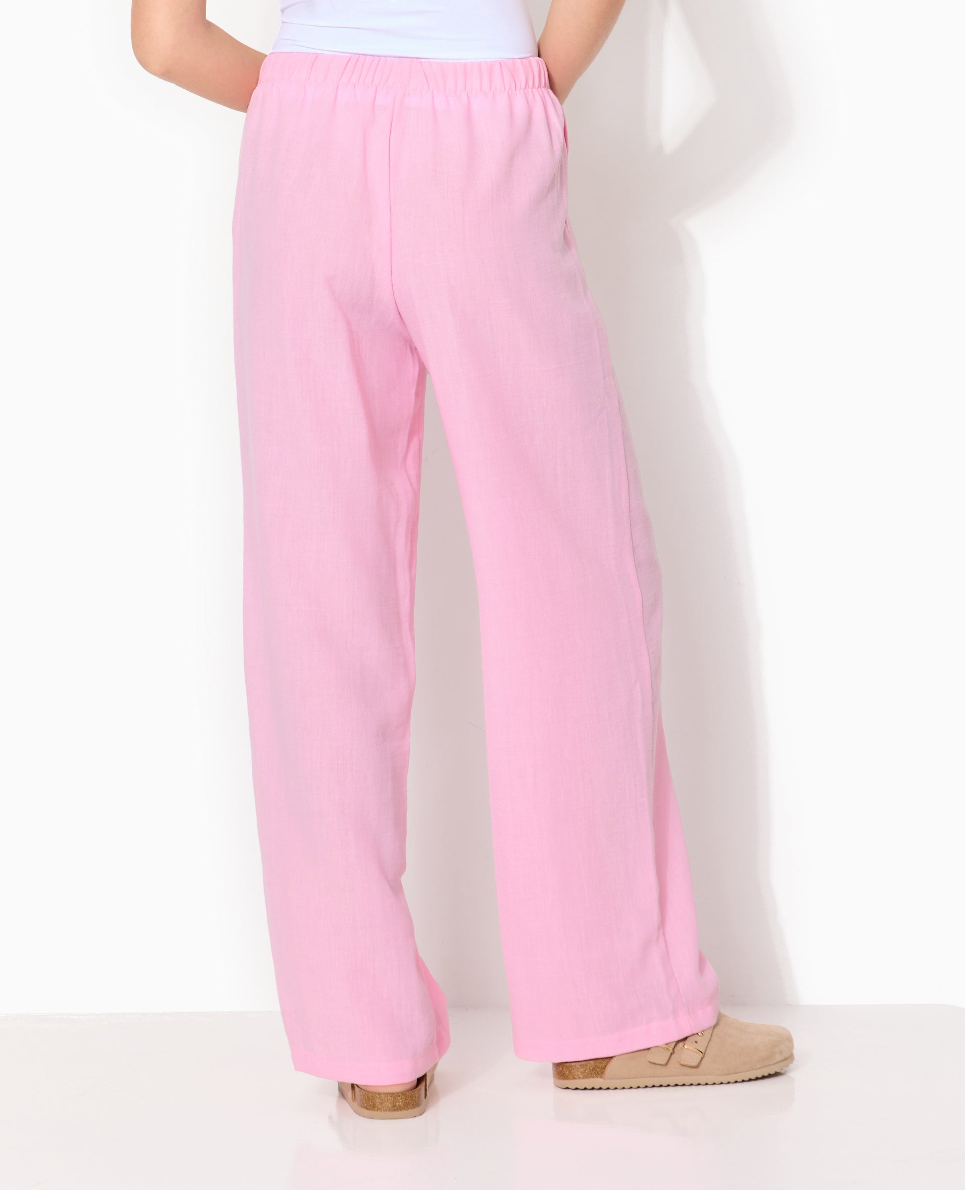 Pantalon droit et large avec ceinture coulissée