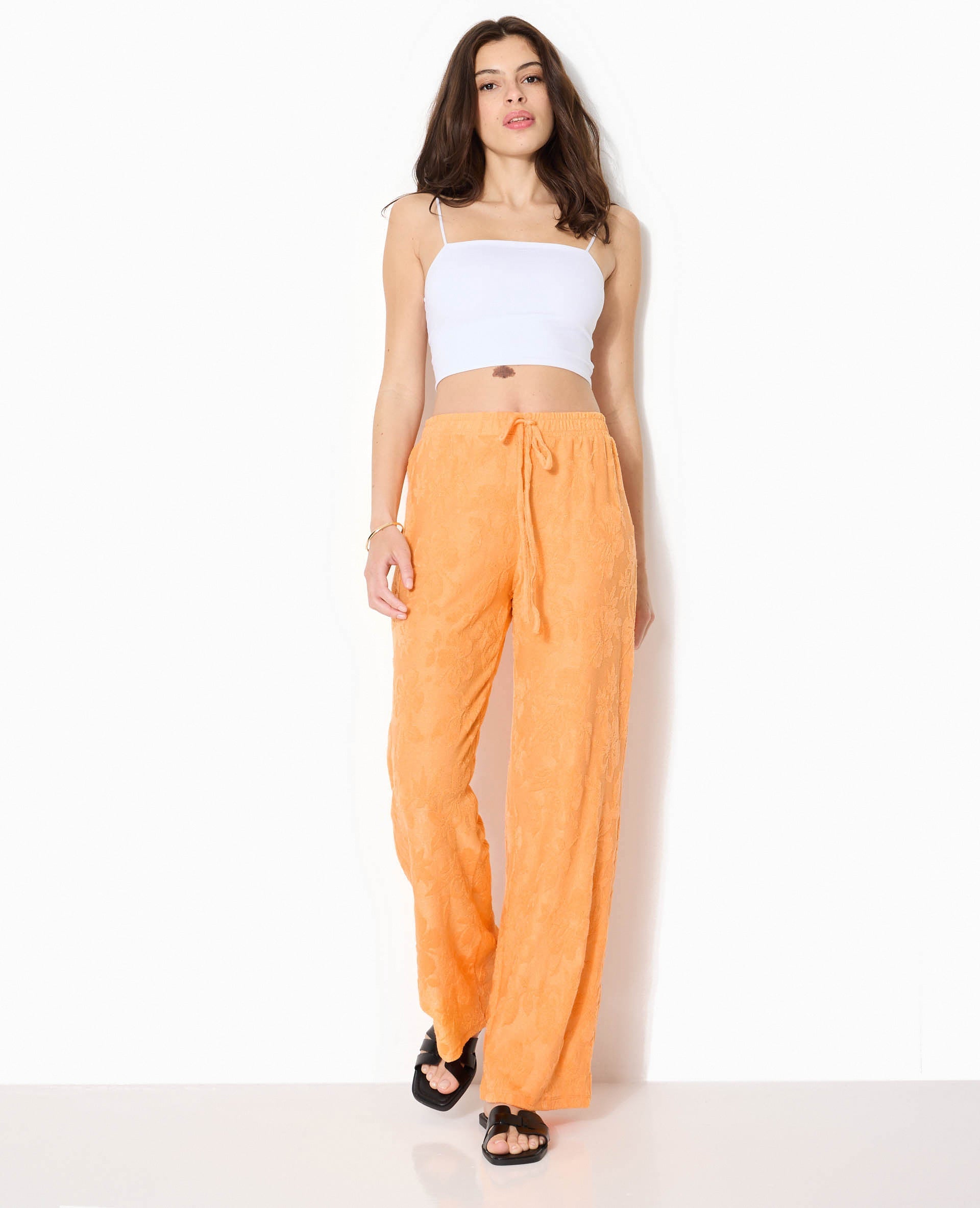 Pantalon ample en éponge jacquard motif fleurs