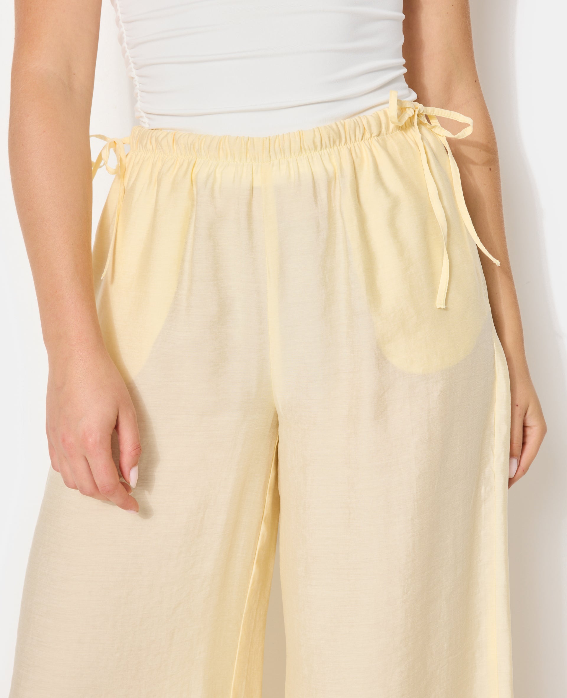 Pantalon palazzo en tissu effet peau de pêche