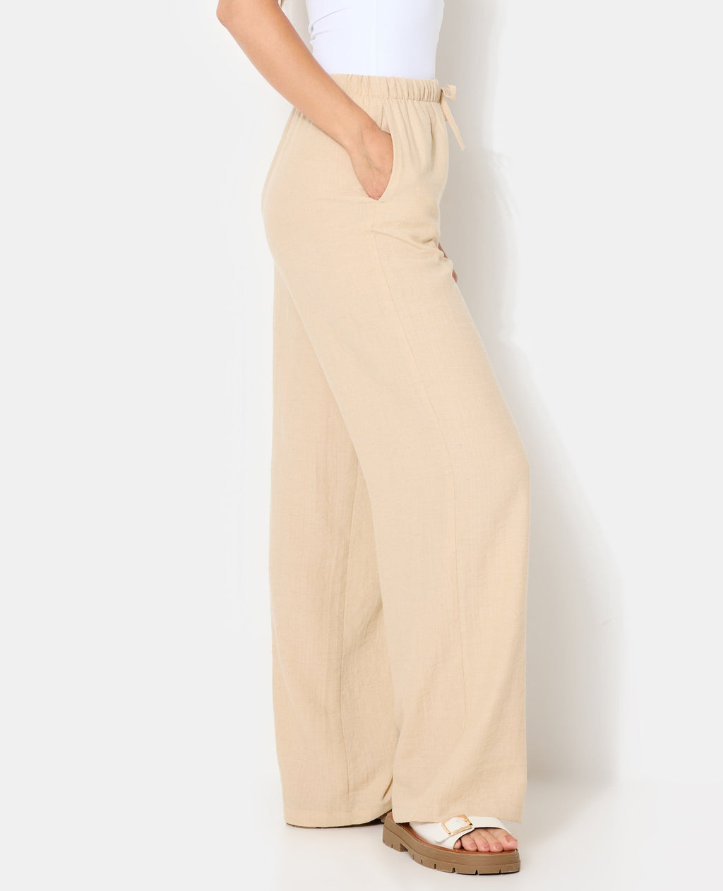 Pantalon large et droit avec lien coulissé