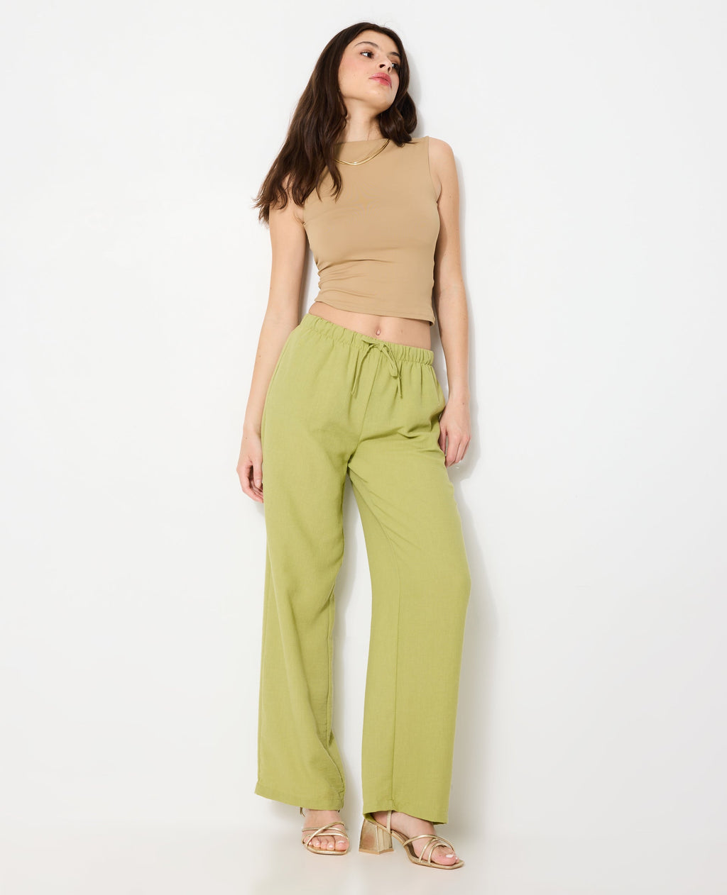 Pantalon large et droit avec lien coulissé