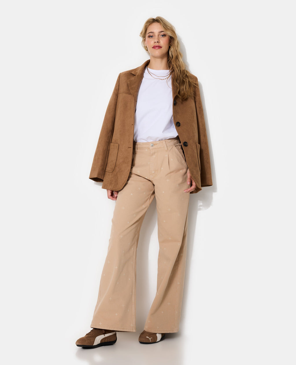 Jean straight avec broderies