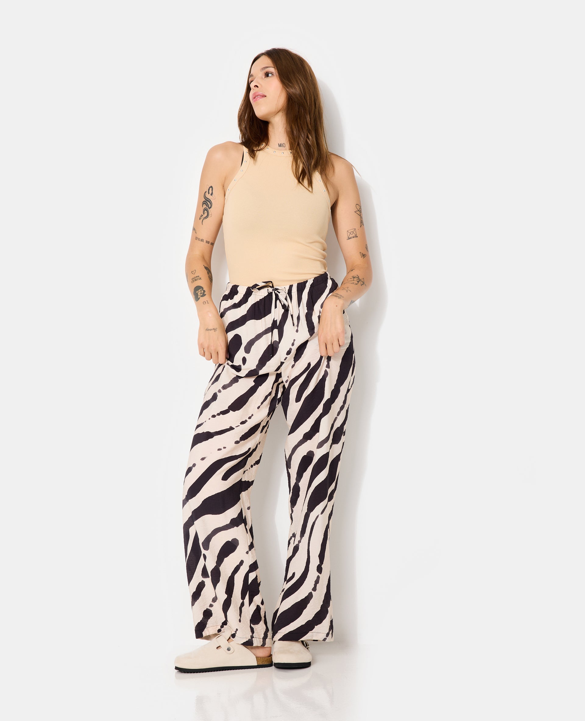 Pantalon fluide avec lien coulissé motifs zébrés