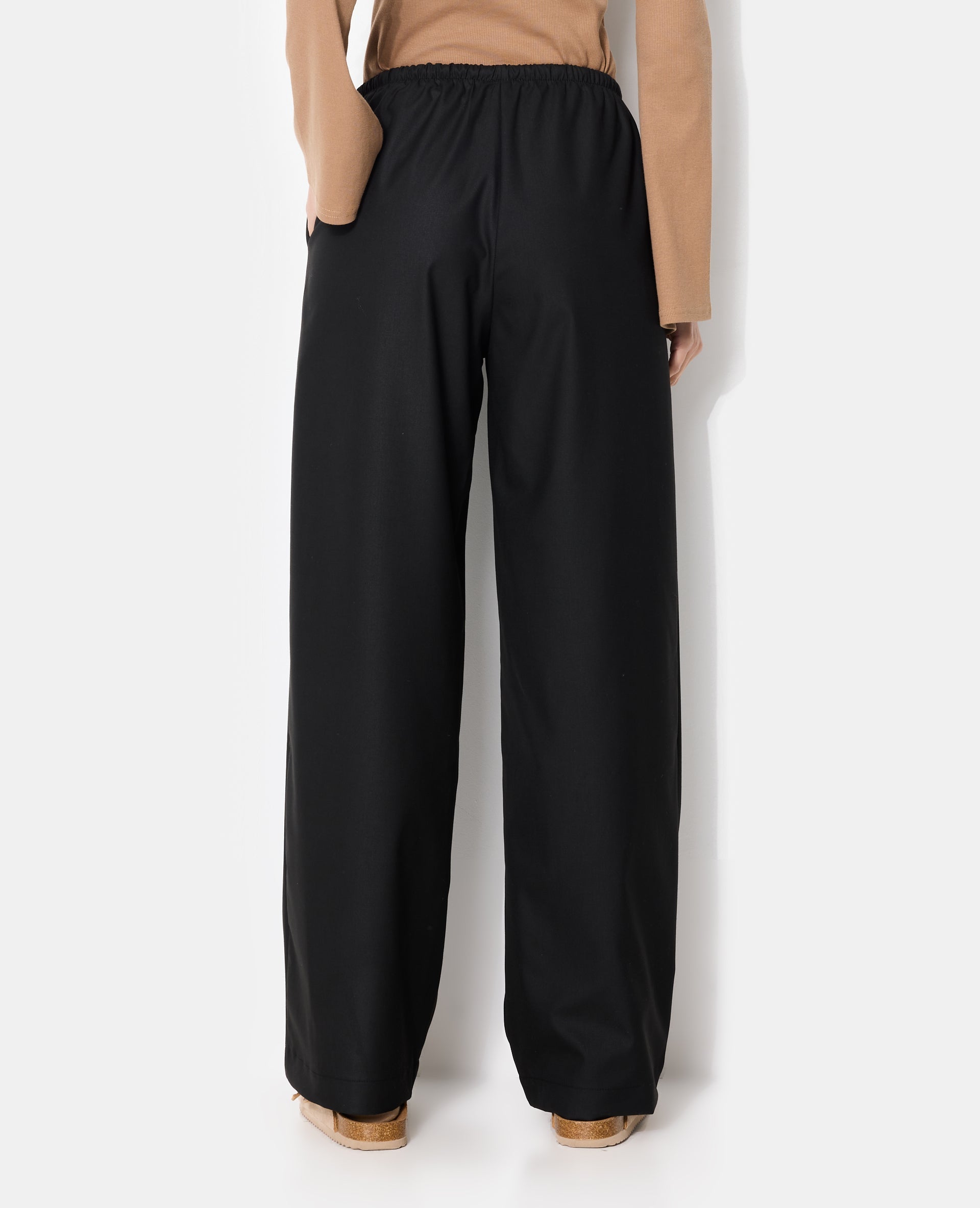 Pantalon droit avec ceinture élastiquée