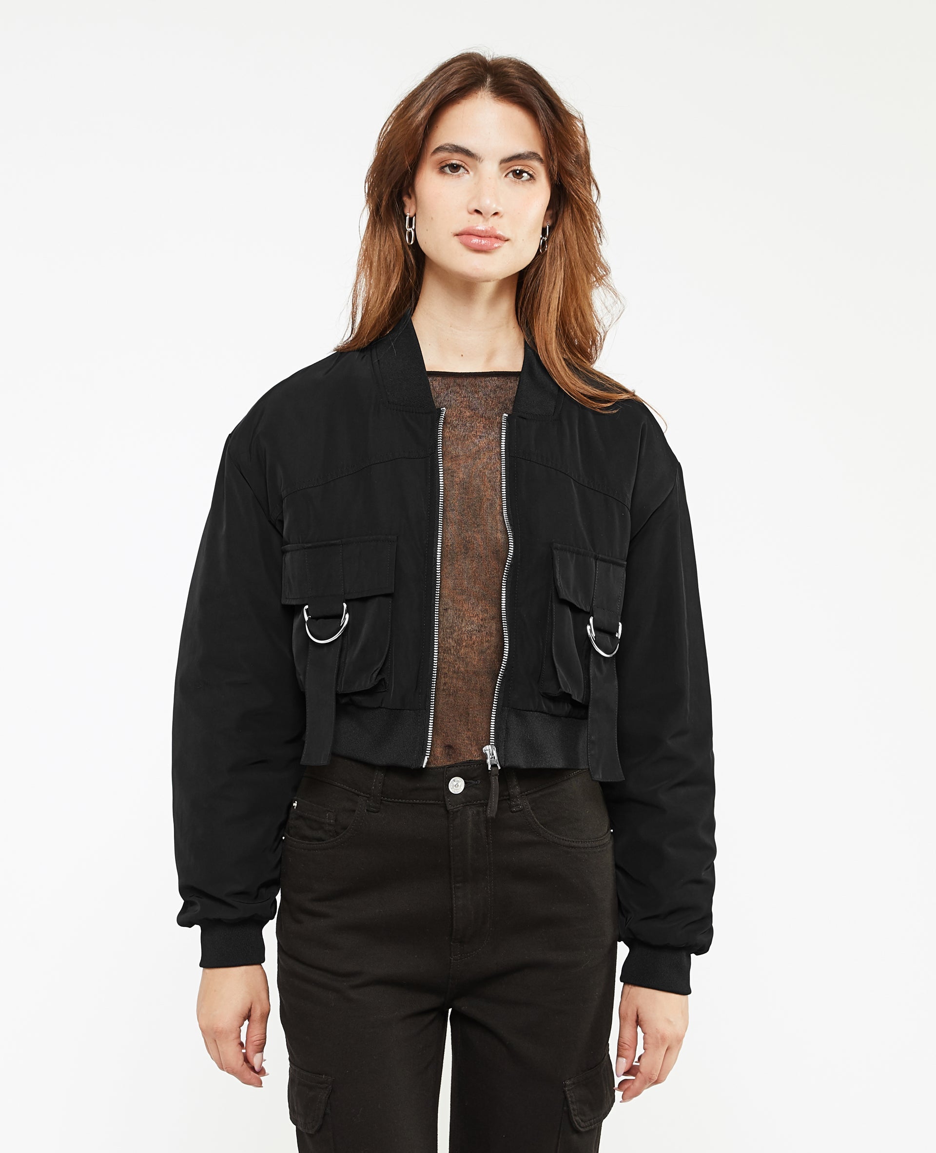 Bomber court avec poches et sangles