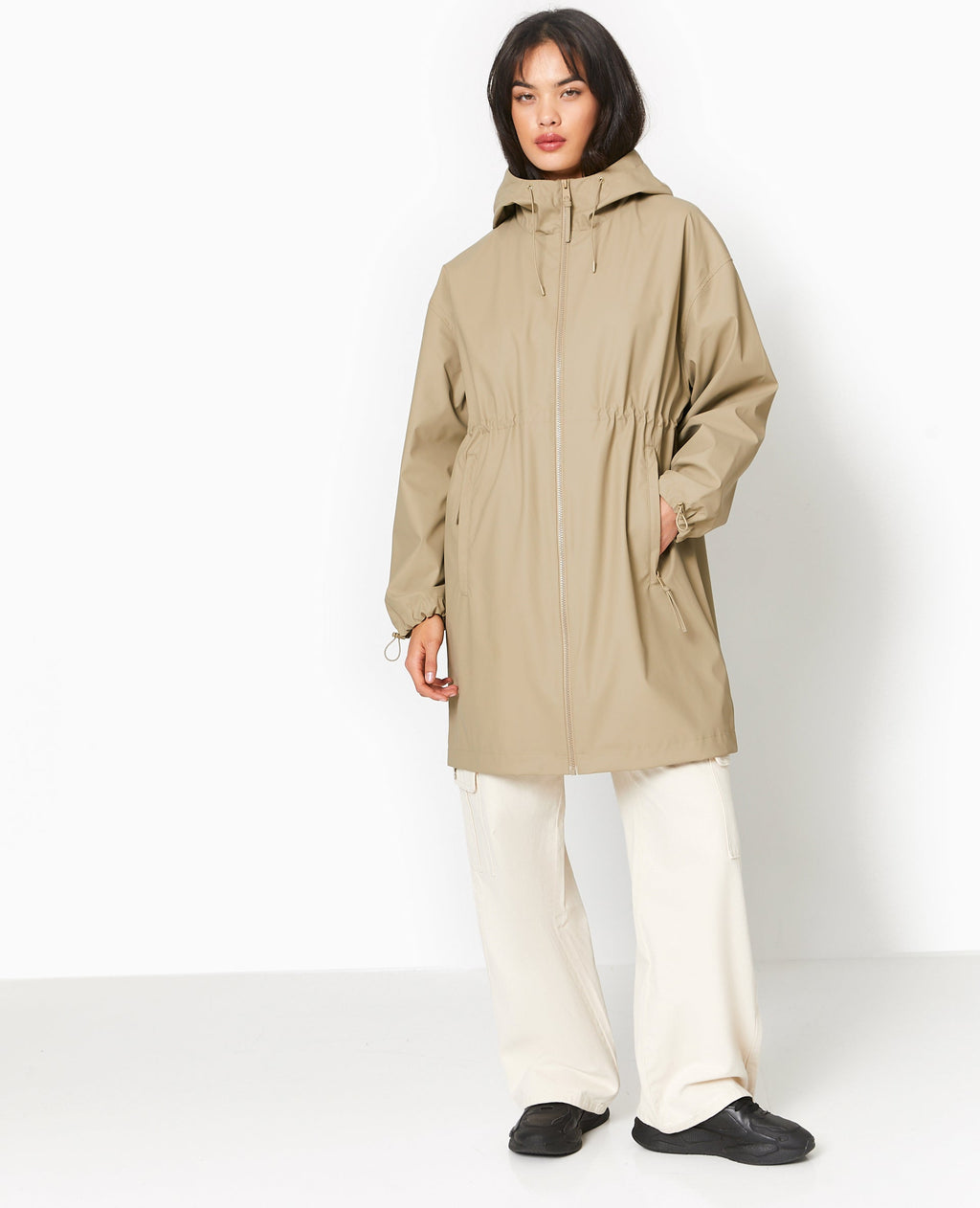 Manteau de pluie avec capuche