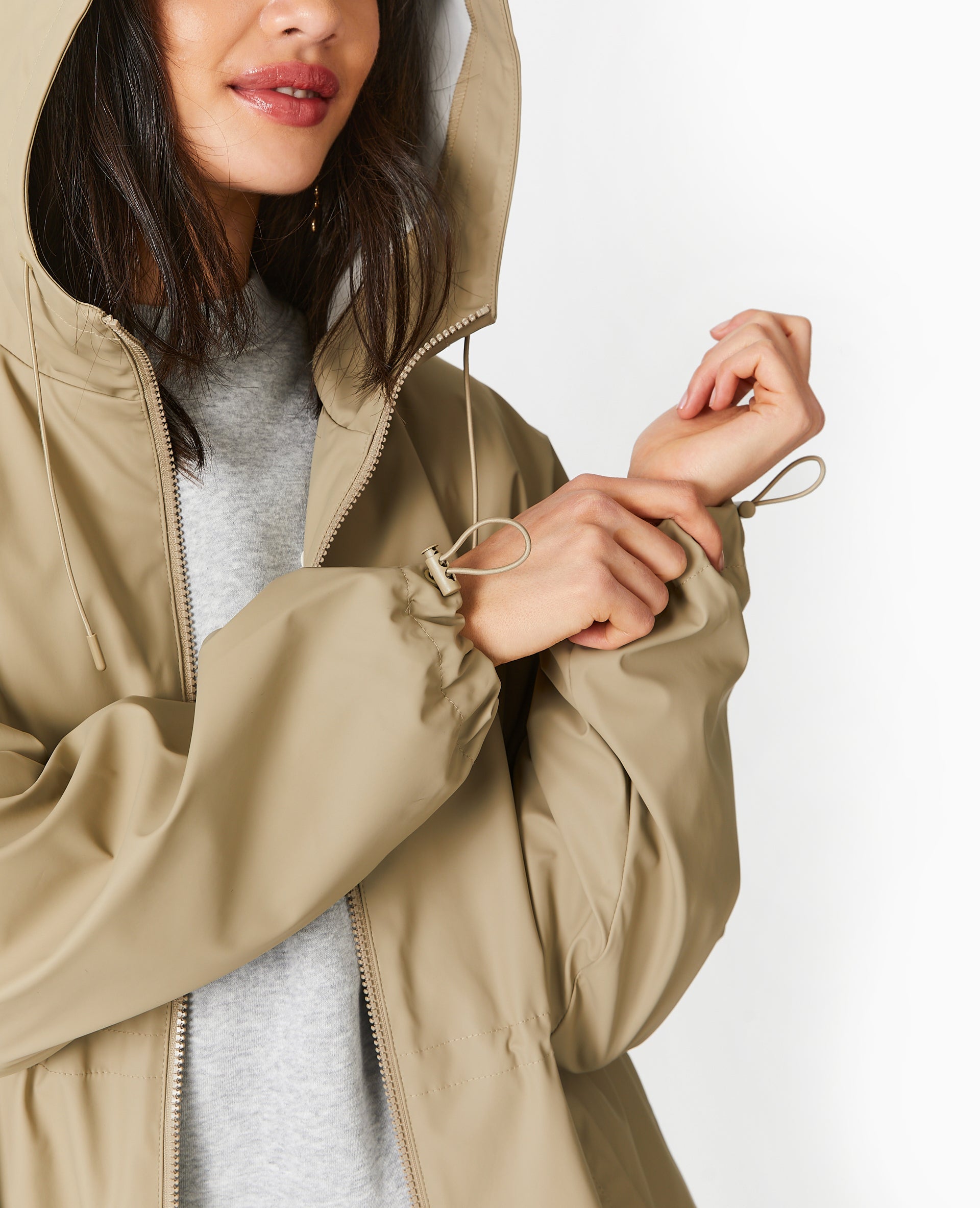 Manteau de pluie avec capuche