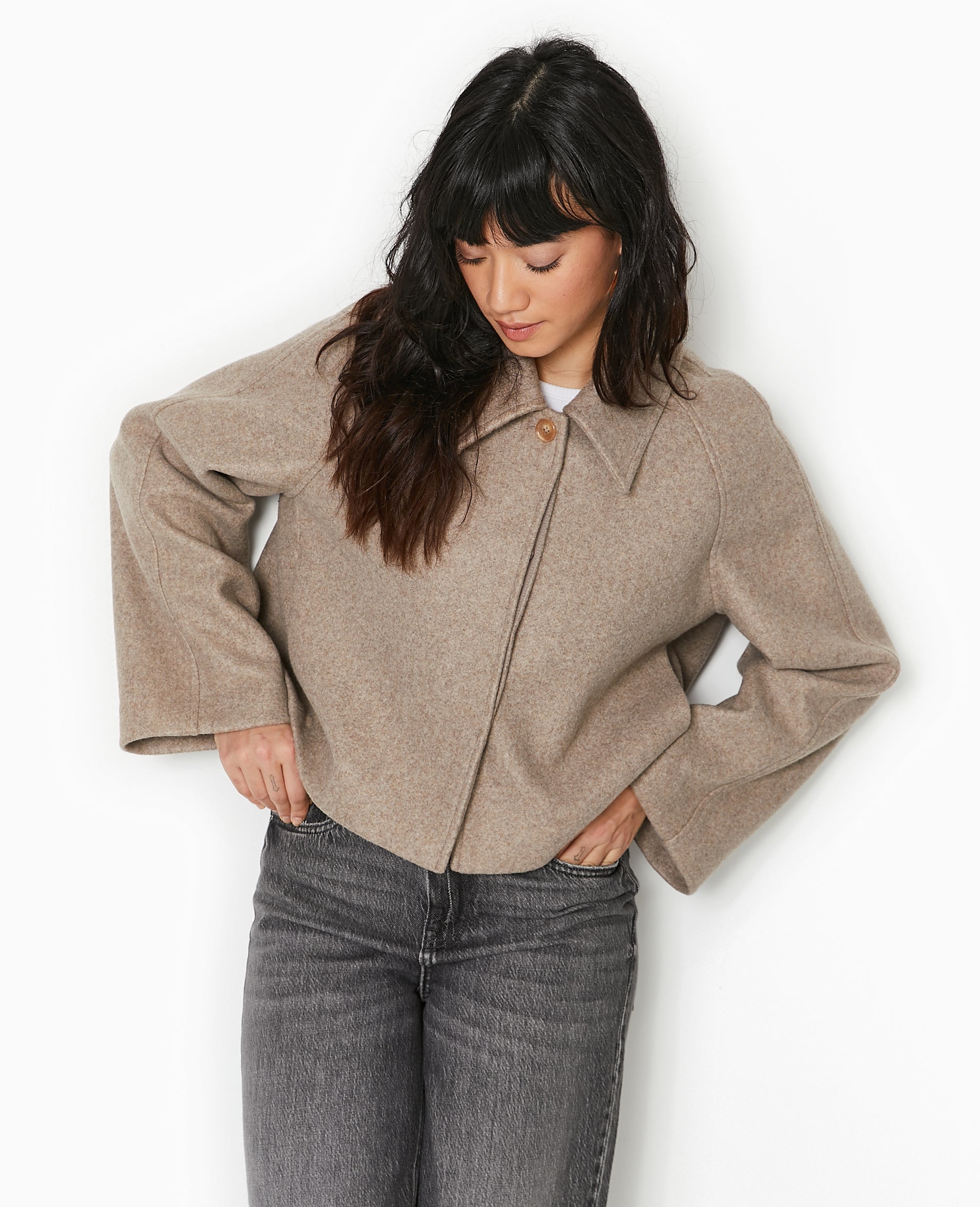 Veste courte trapèze effet drap de laine