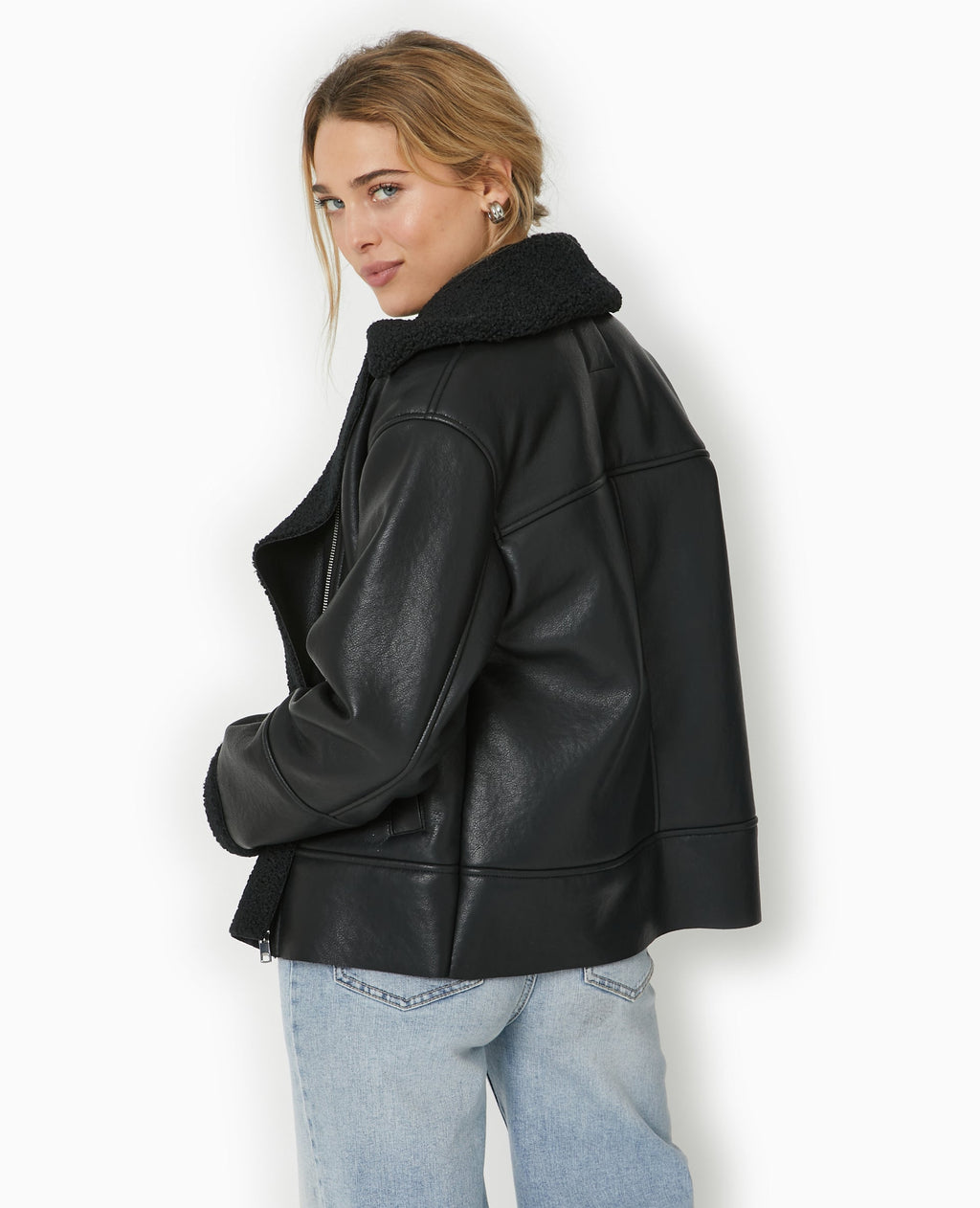 Blouson bombardier en simili avec sherpa