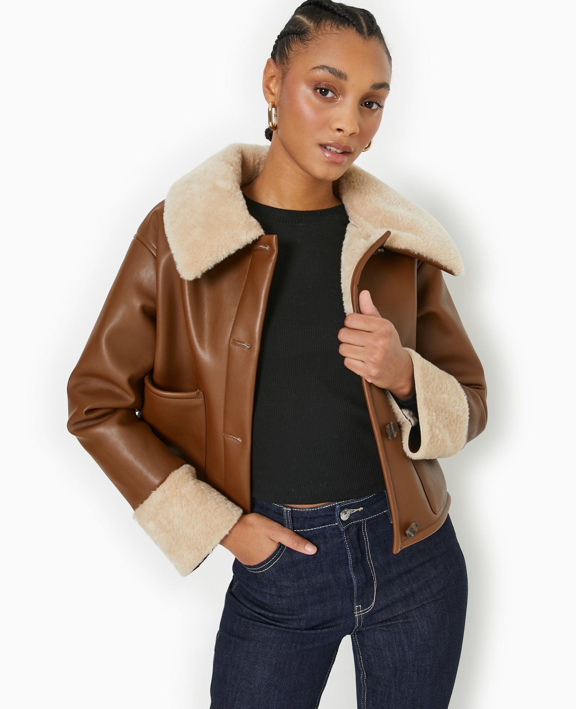 Blouson en simili avec doublure fourrure