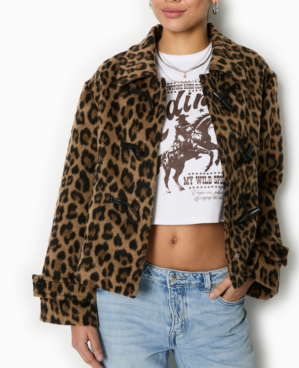 Manteau court léopard avec boutons duffle coat