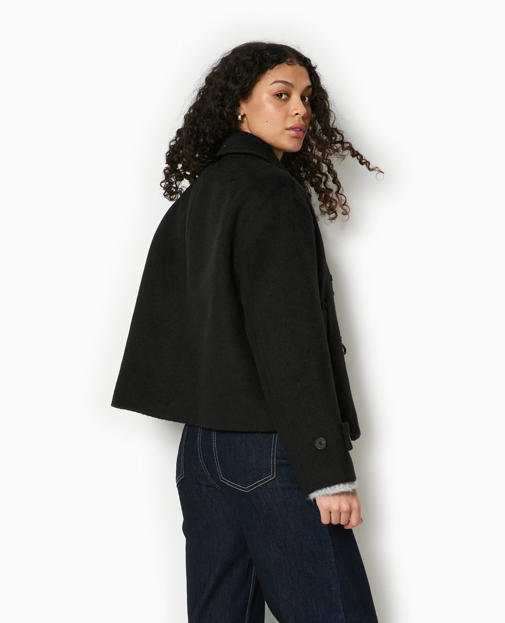 Manteau court et droit avec boutons duffle coat