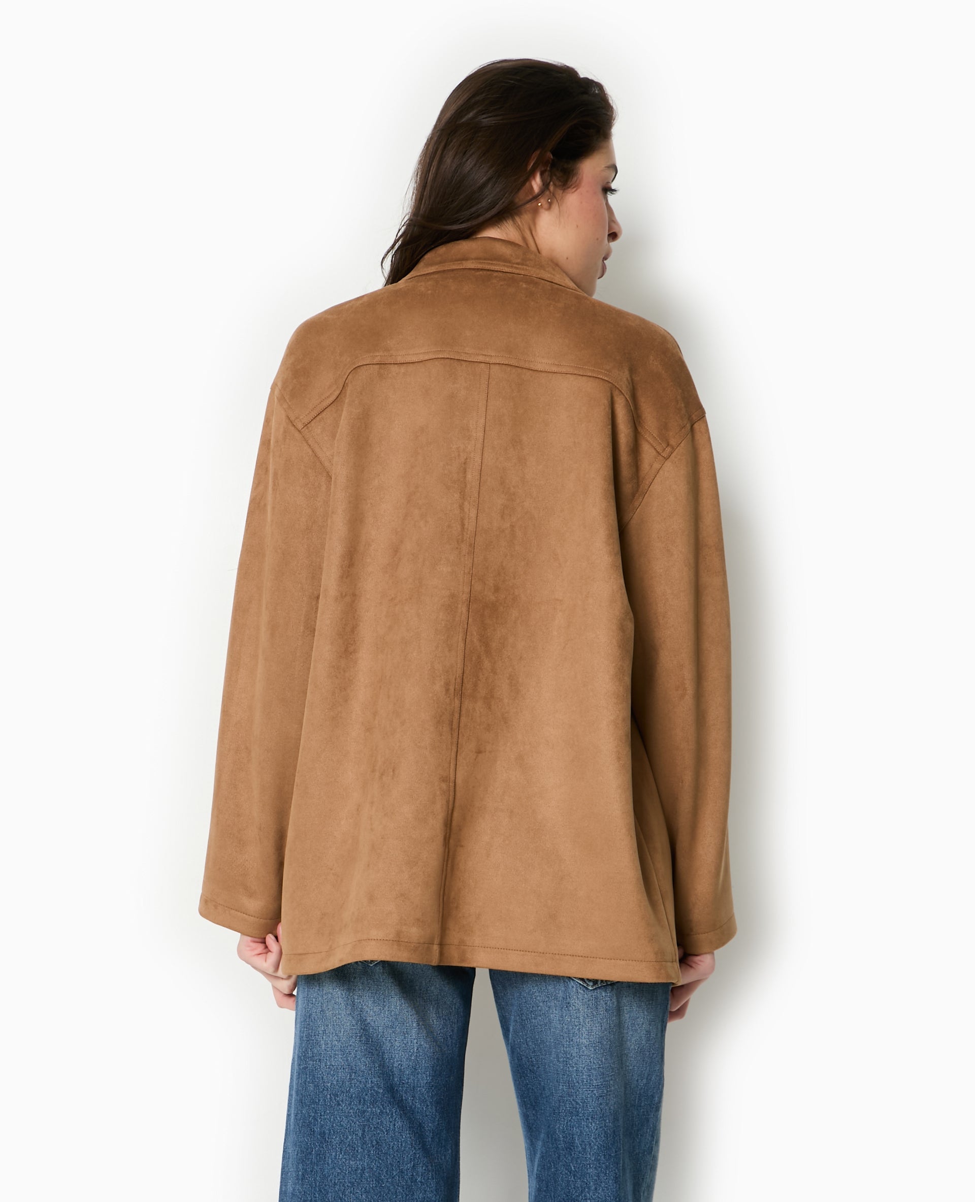 Manteau court en suédine