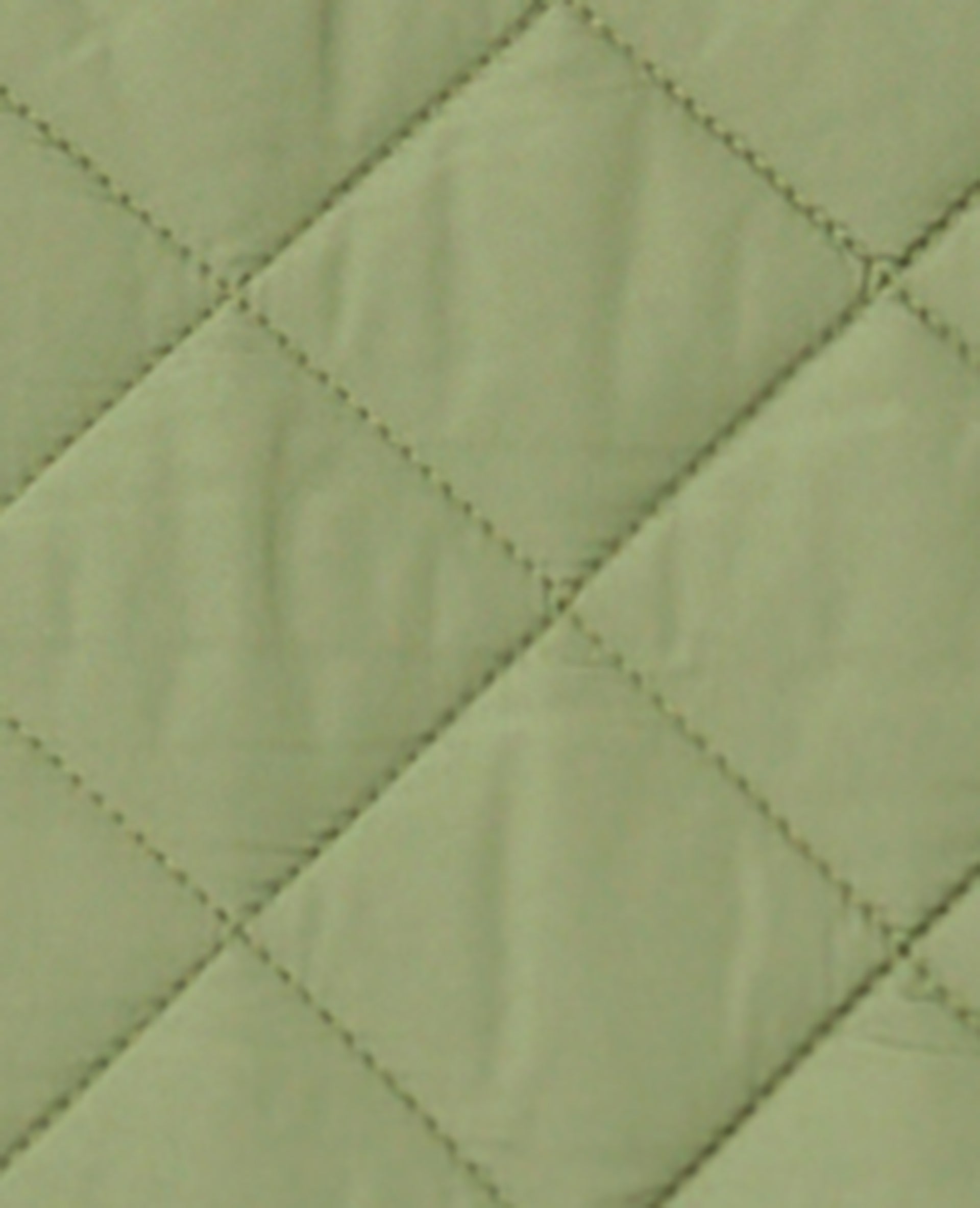 Manteau court matelassé avec col velours