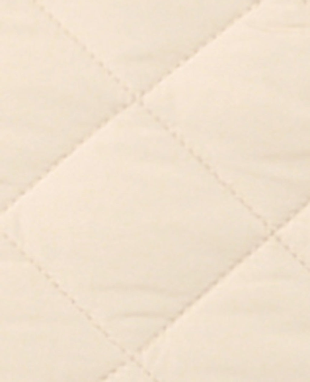 Manteau court matelassé avec col velours