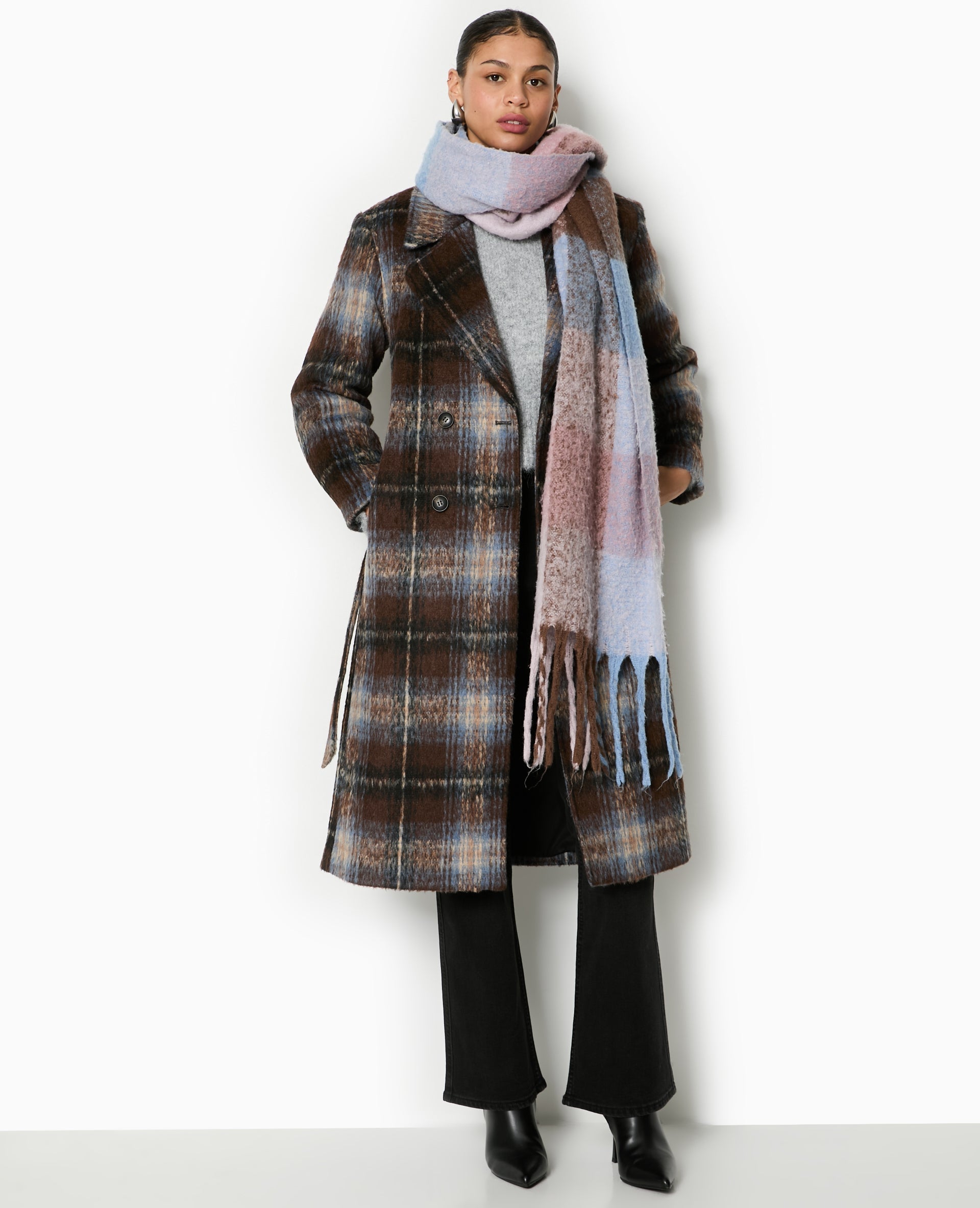 Manteau long à carreaux effet drap de laine