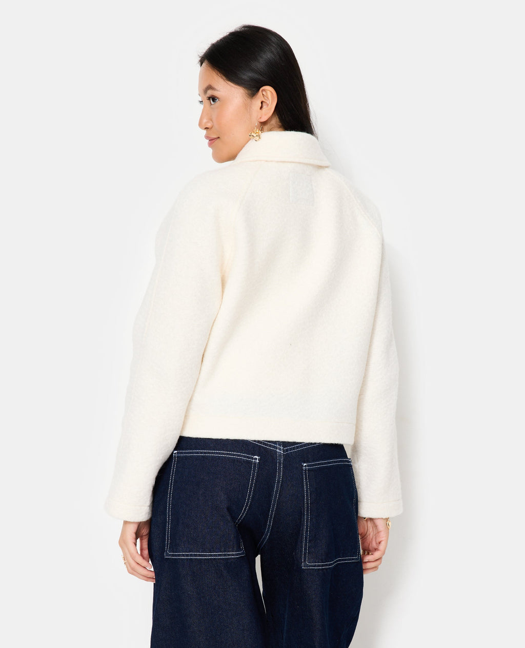Blouson court effet drap de laine bouclée