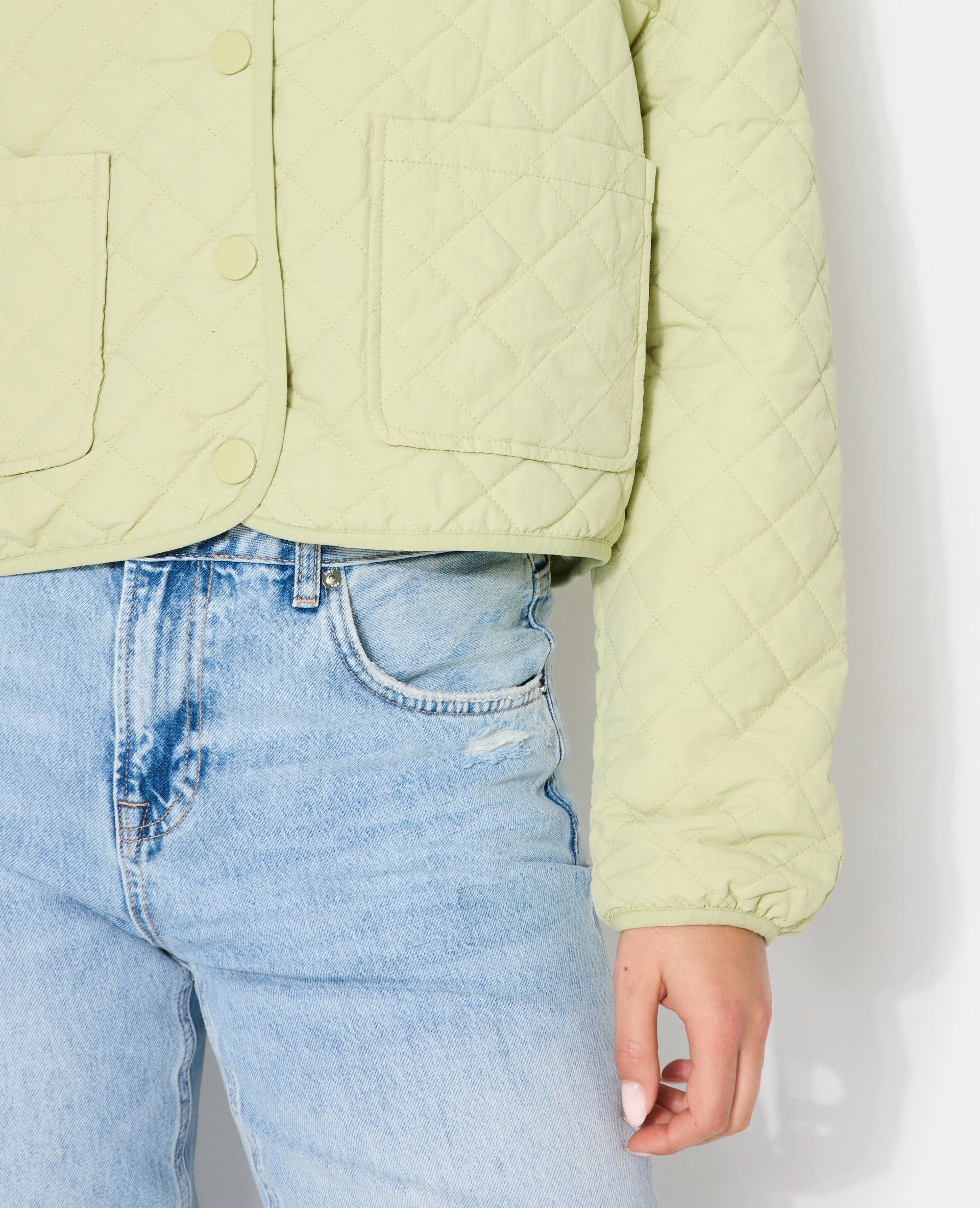 Blouson matelassé avec col et poches