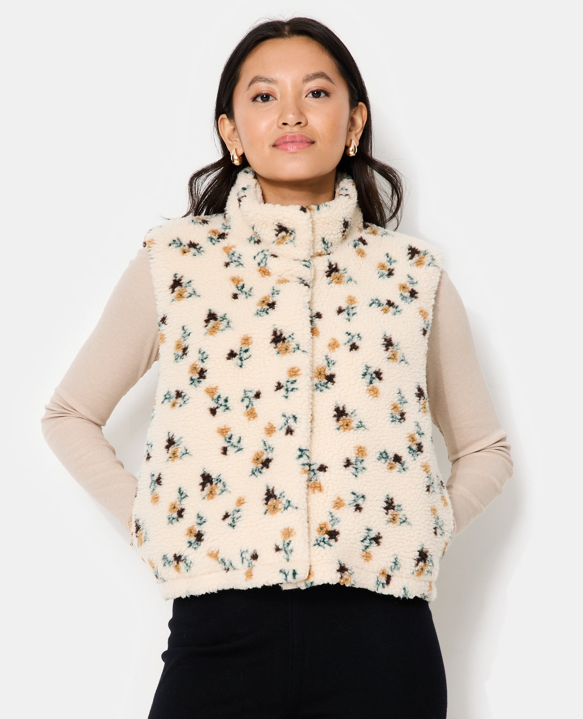 Veste sans manches en sherpa motif fleurs