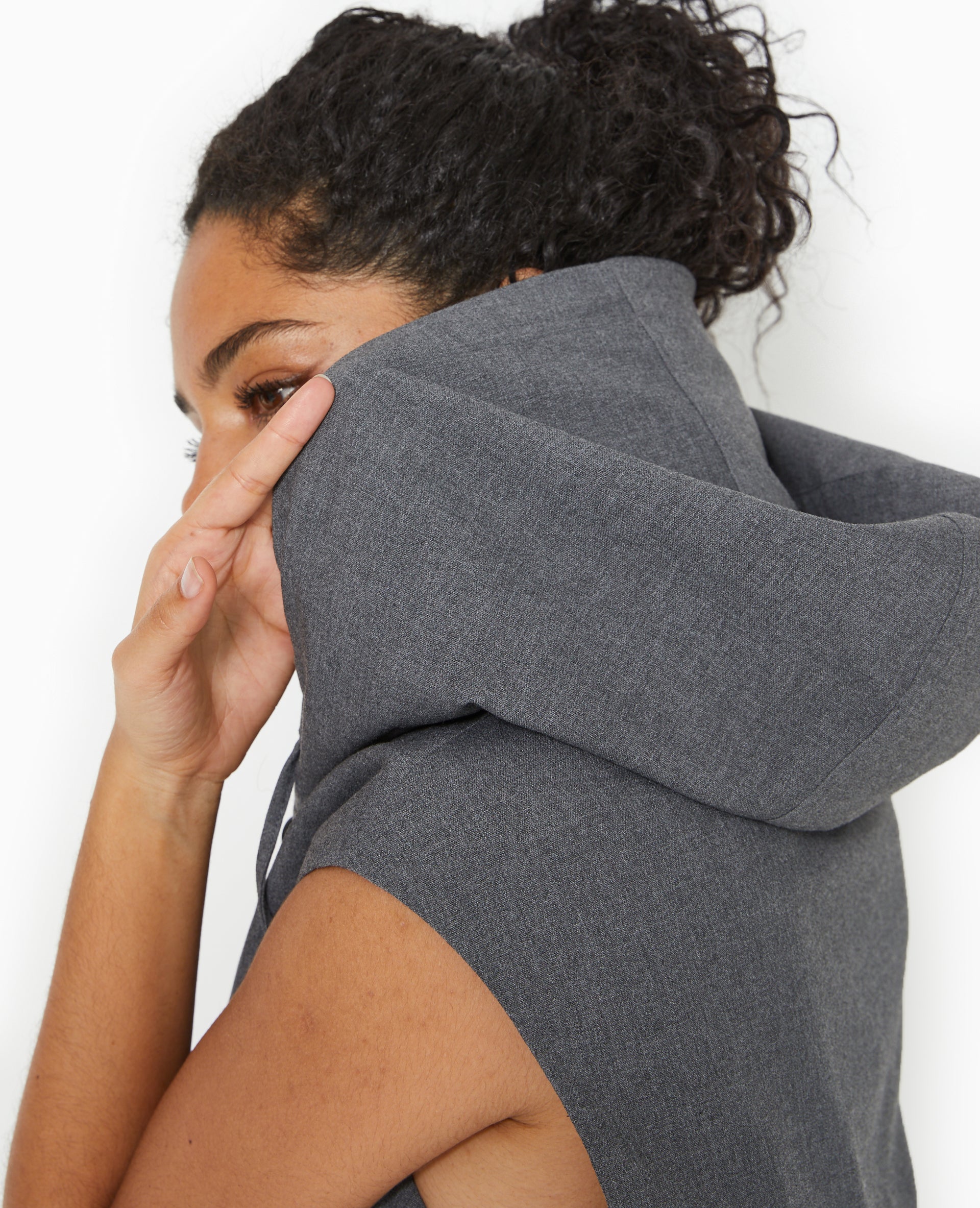 Veste sans manches avec capuche