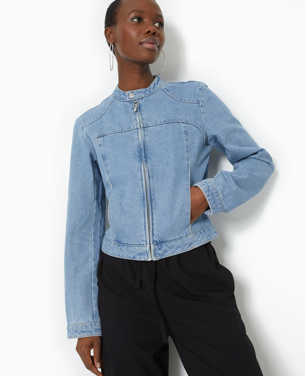 Veste en jean esprit biker
