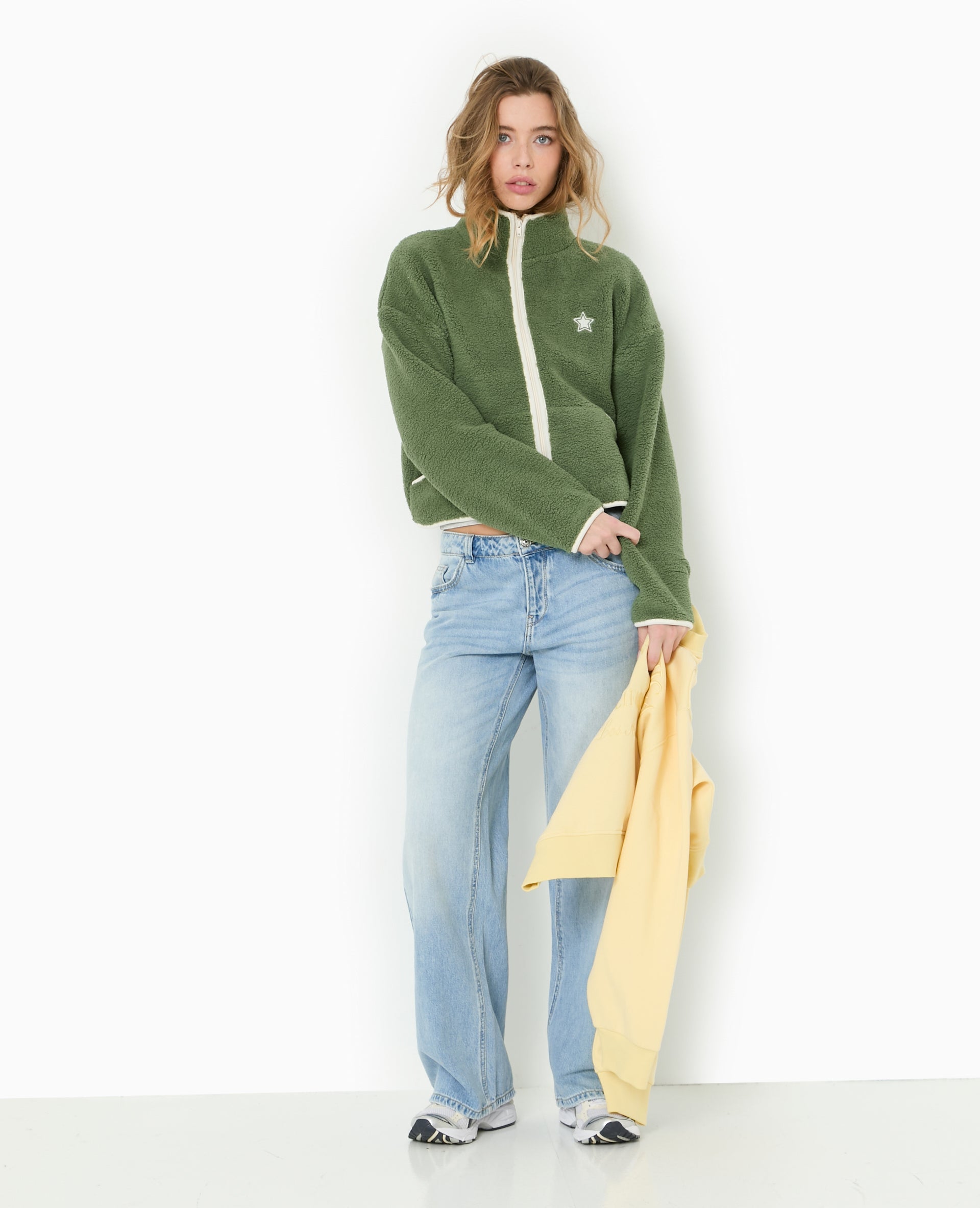 Veste en polaire ultra douce avec bords contrastés