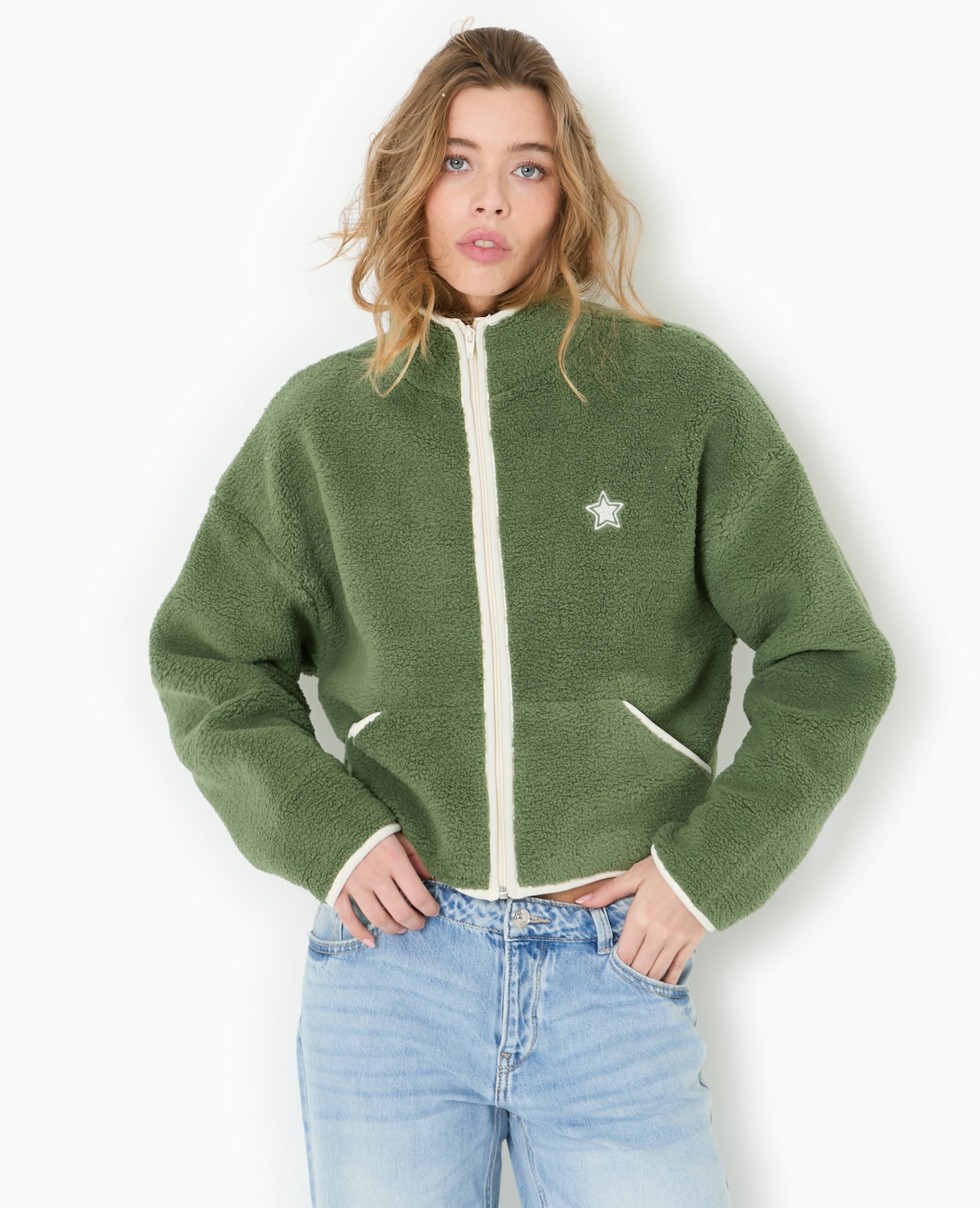 Veste en polaire ultra douce avec bords contrastés