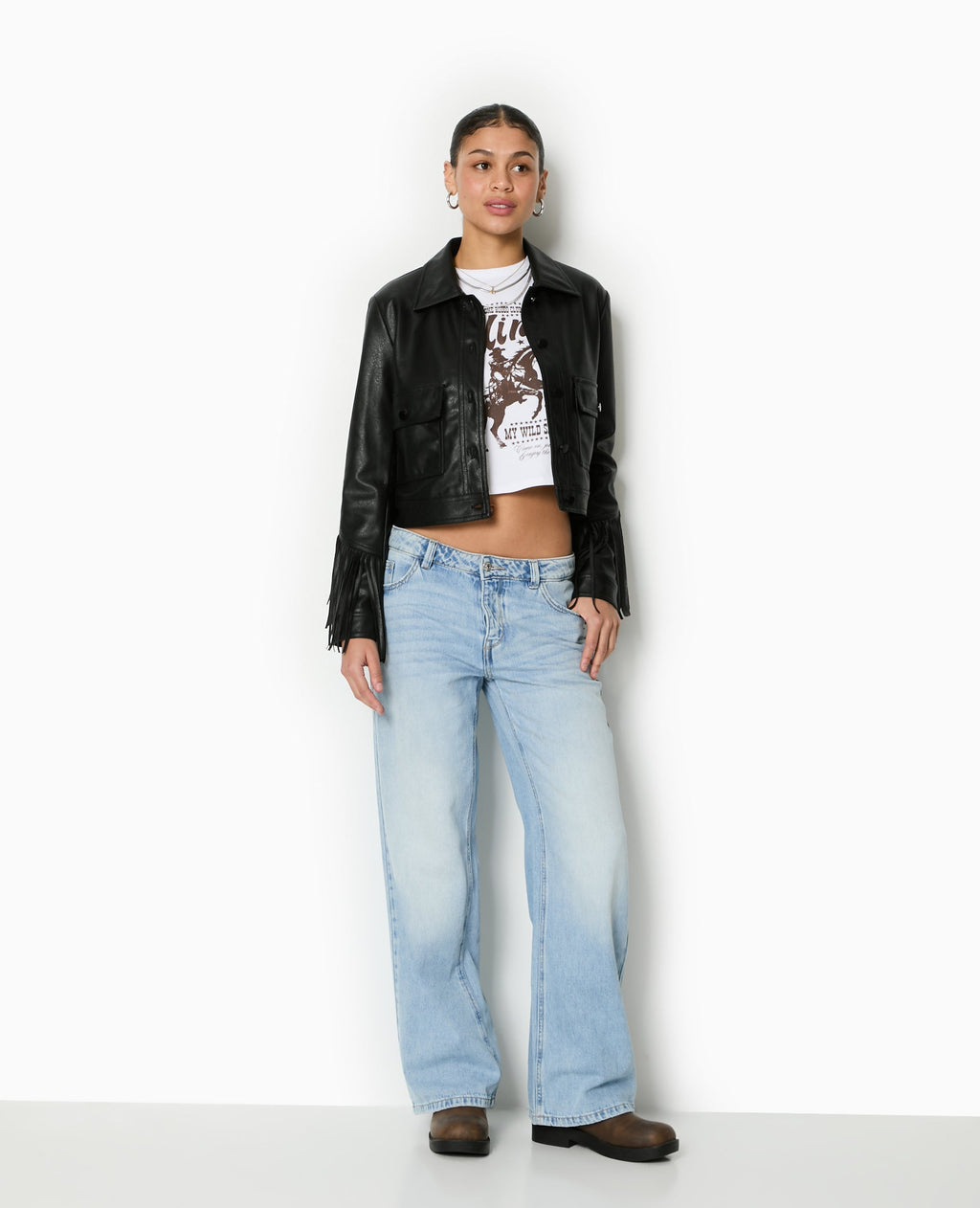 Veste courte en simili avec franges
