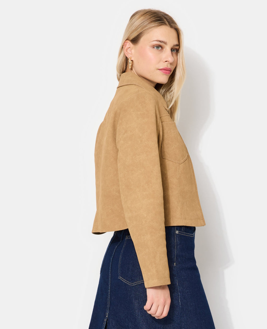 Veste courte en suédine