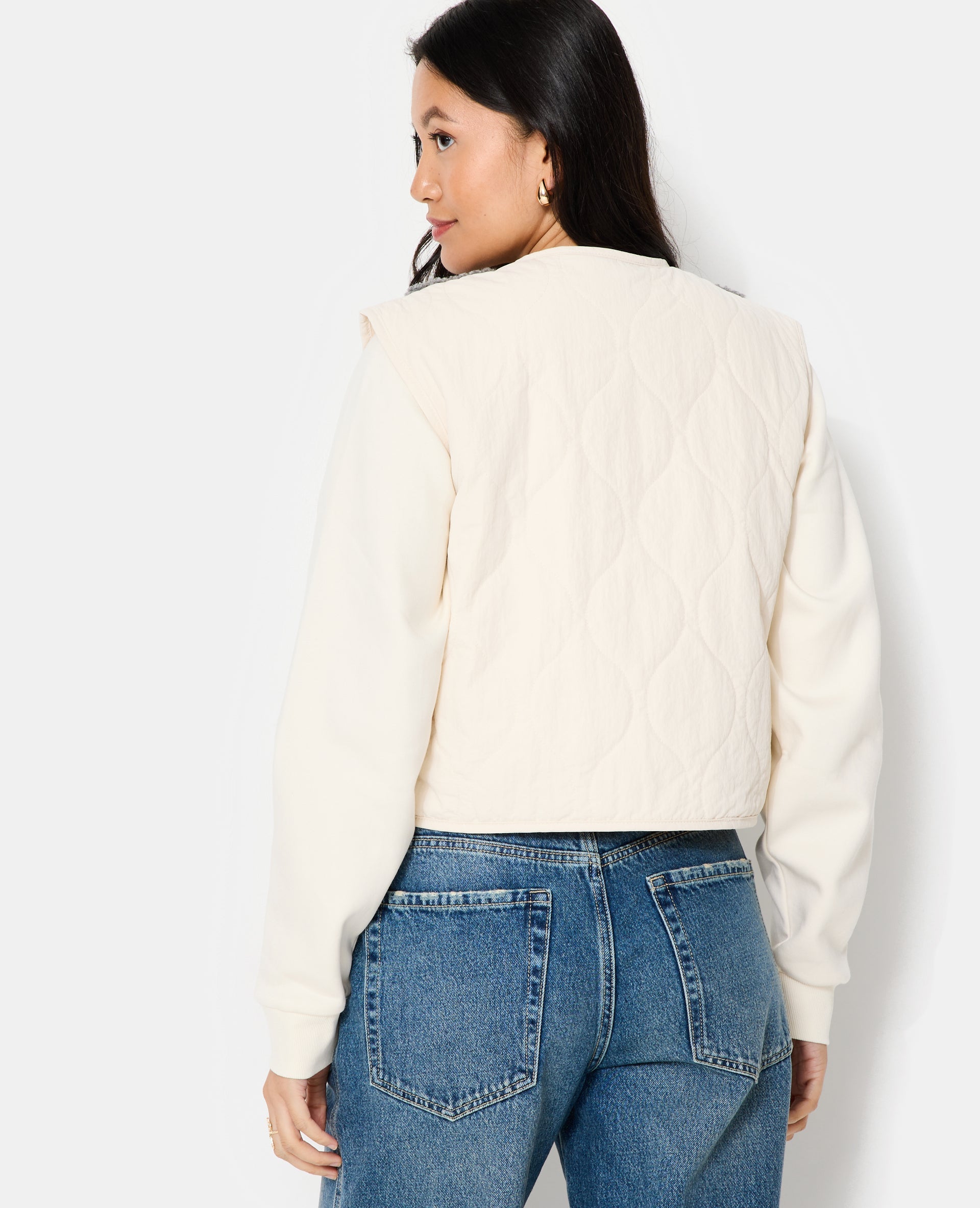 Veste sans manches avec empiècements sherpa