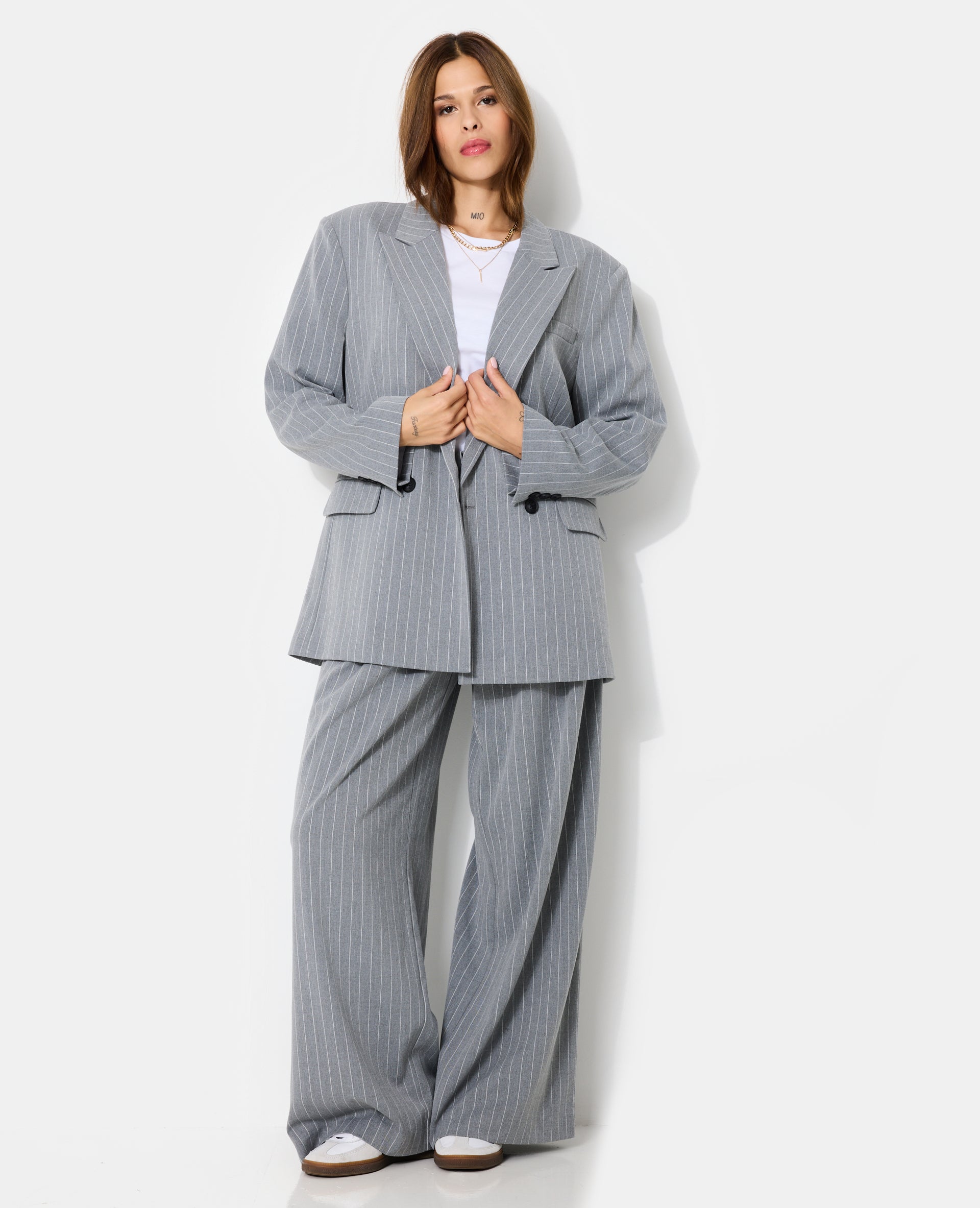 Veste blazer oversize avec fines rayures