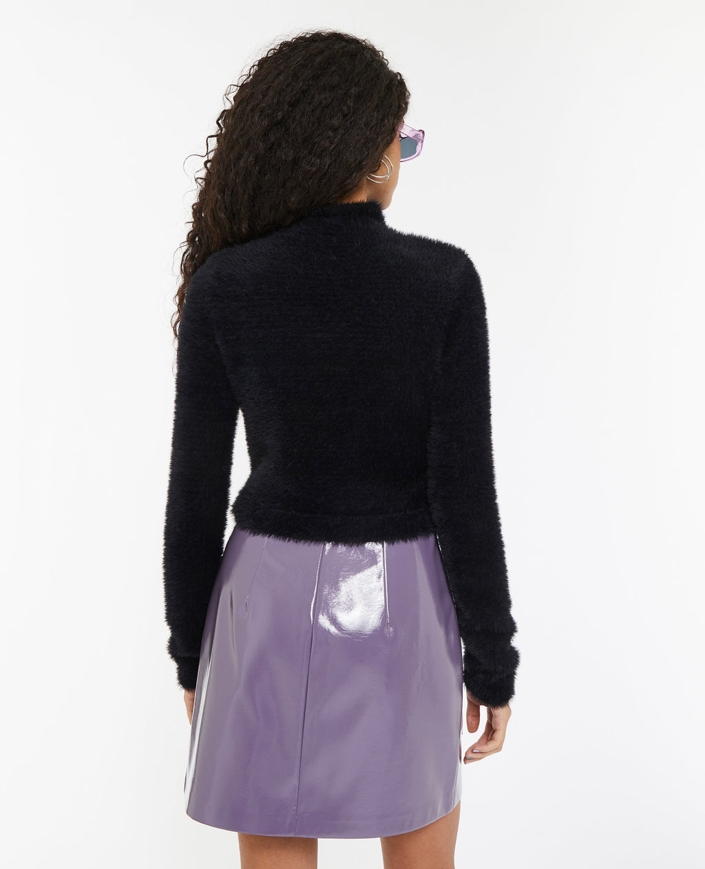 Pull cropped en maille fluffy et poilue