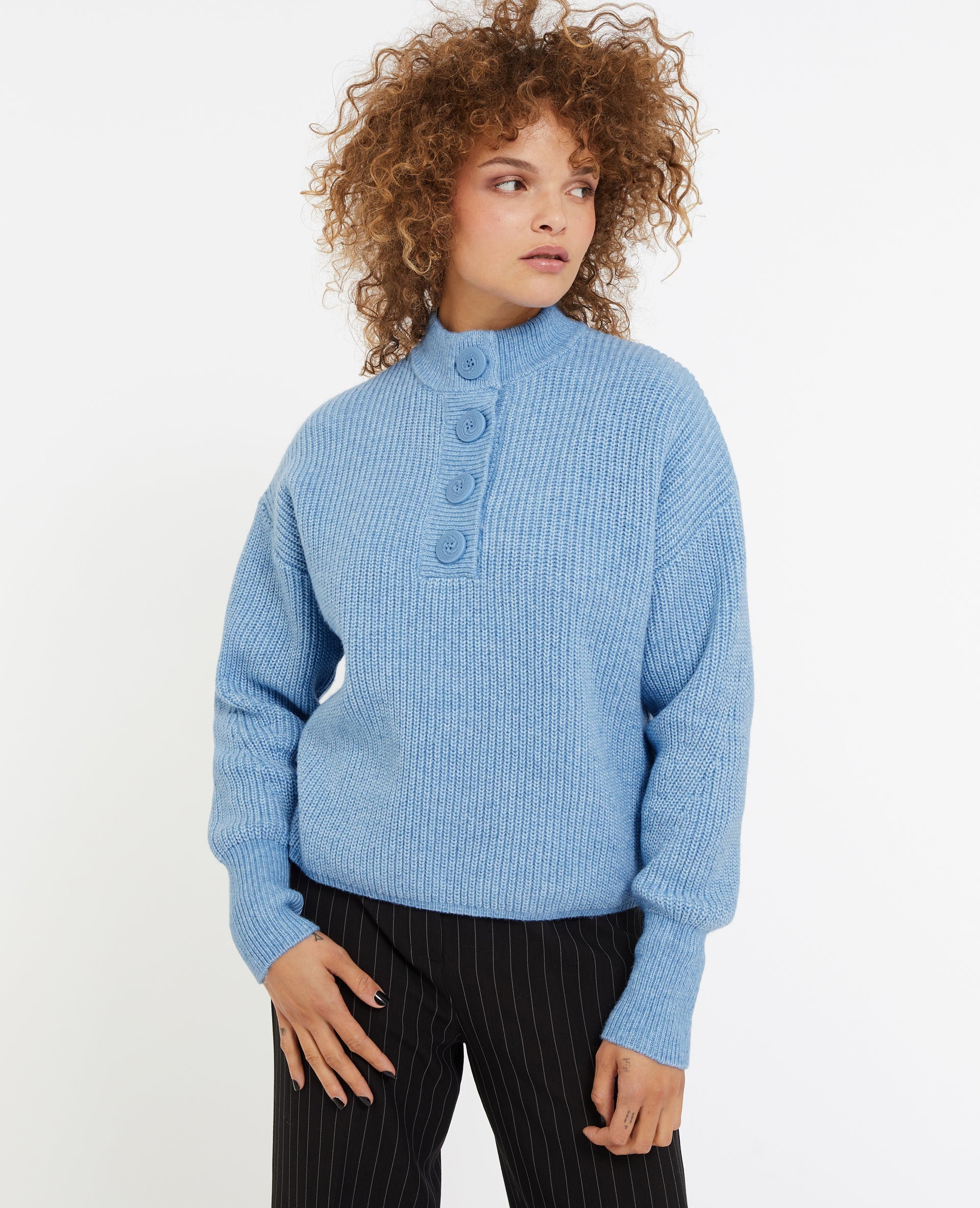 Pull grosse maille avec col boutonné