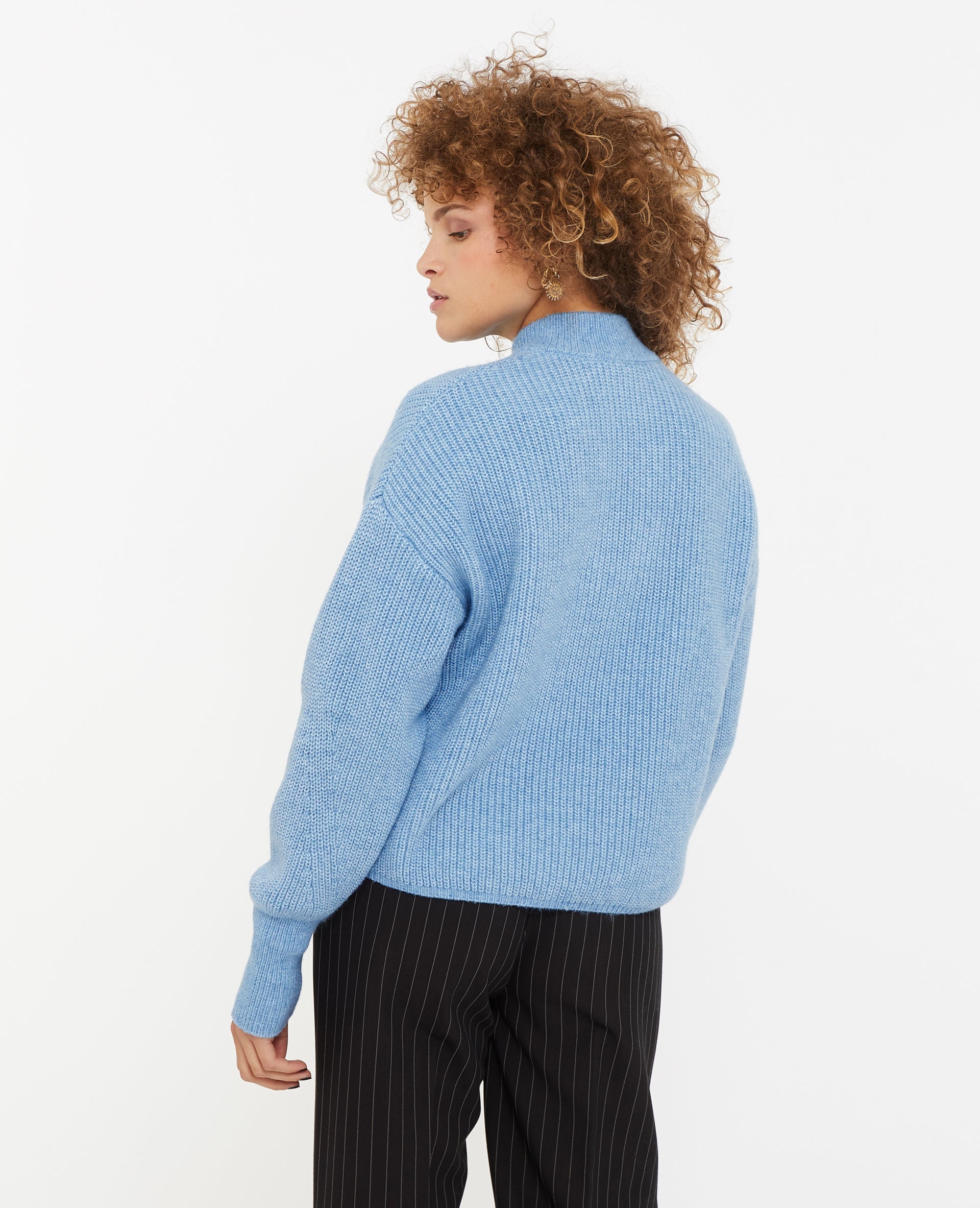 Pull grosse maille avec col boutonné