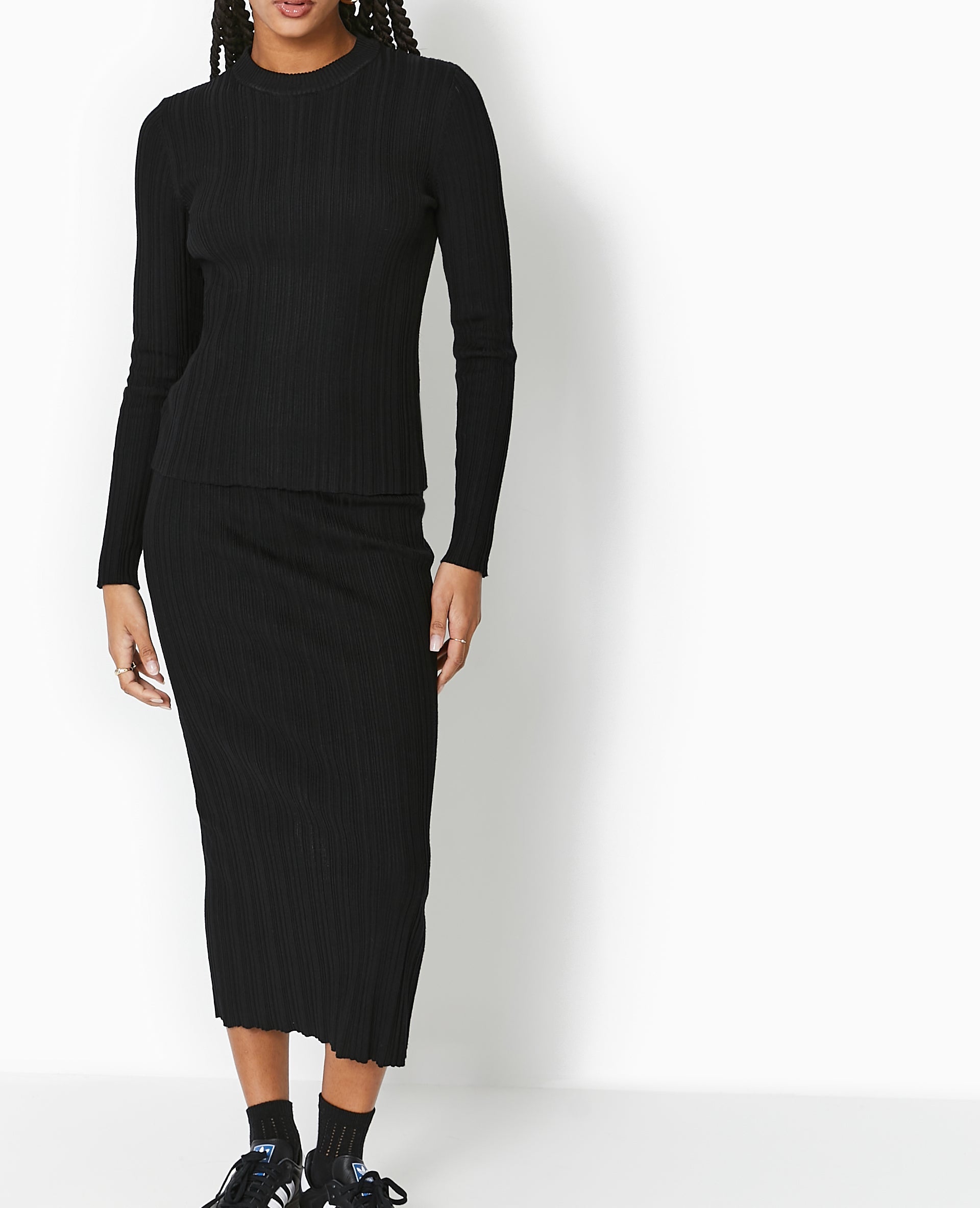 Pull fin en maille côtelée