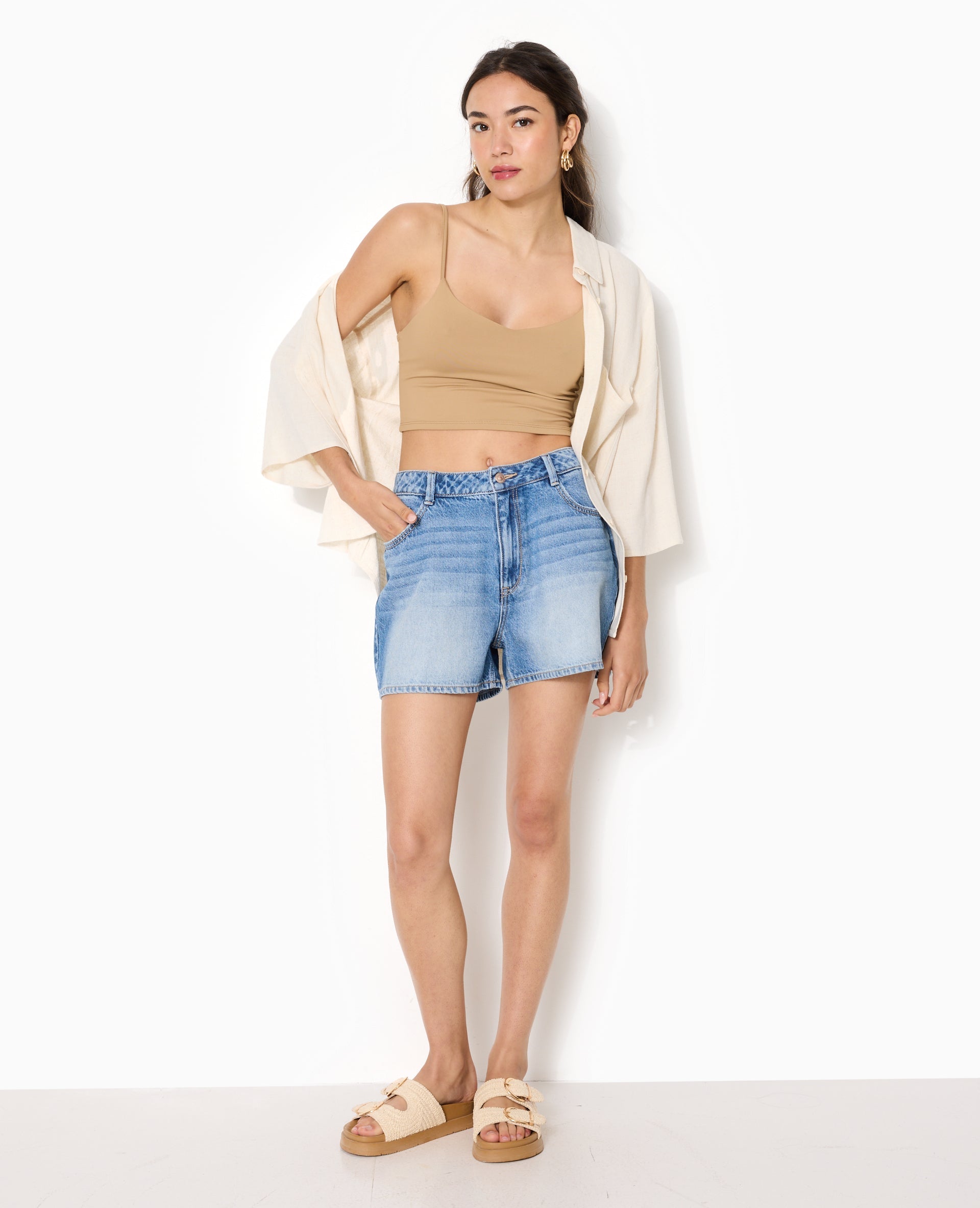 Brassière à fines bretelles