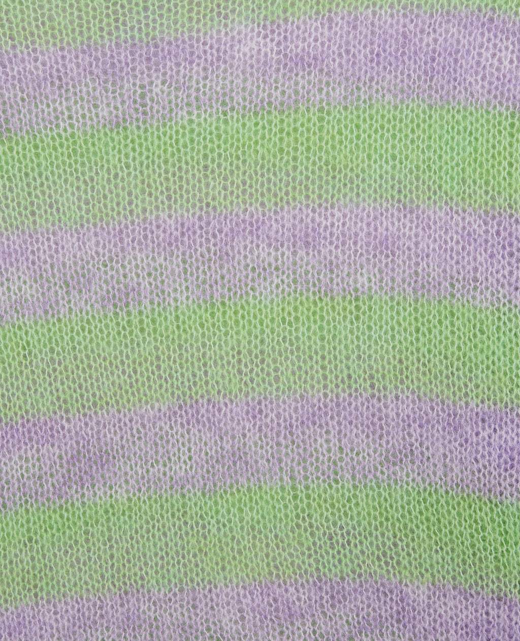 Pull en maille légère rayée
