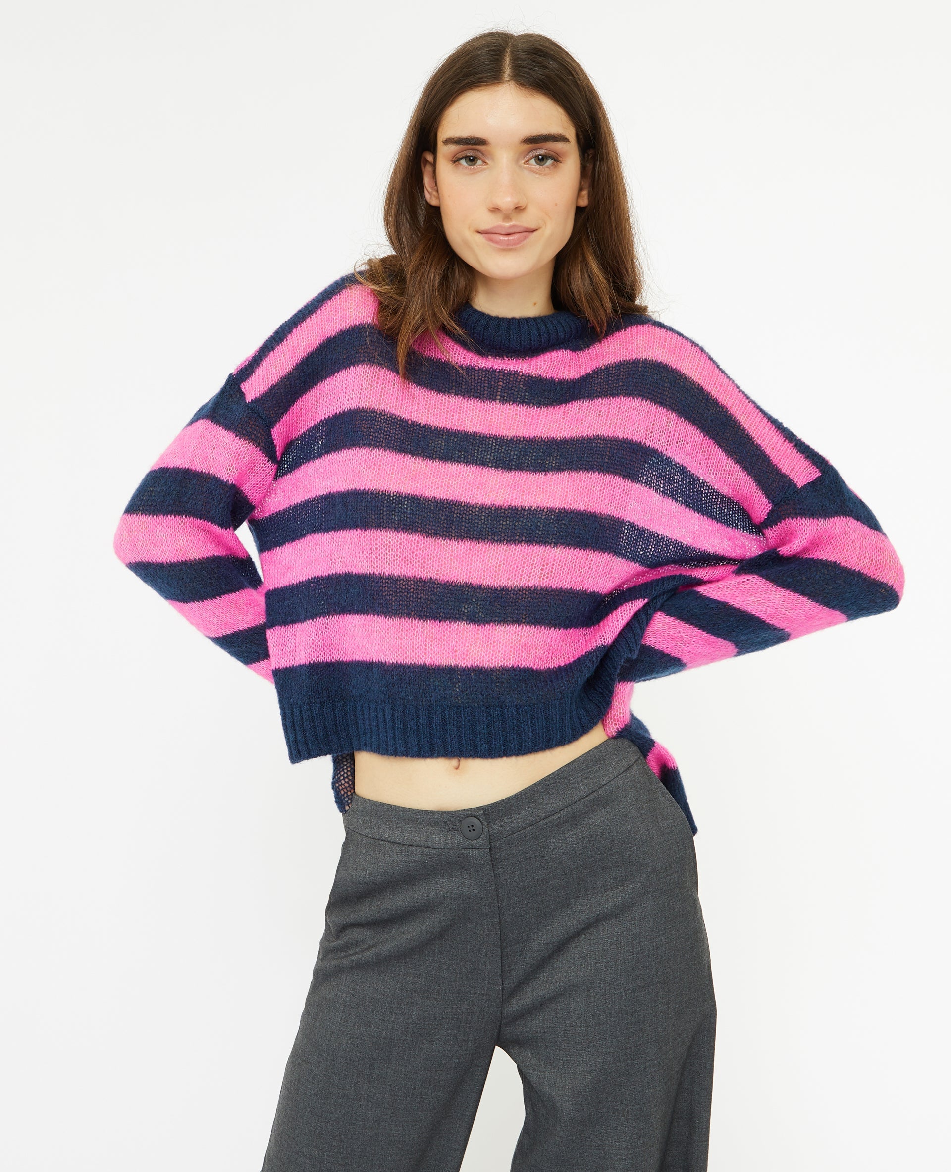 Pull en maille légère rayée