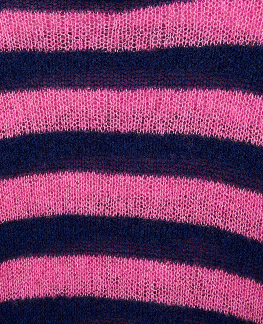 Pull en maille légère rayée