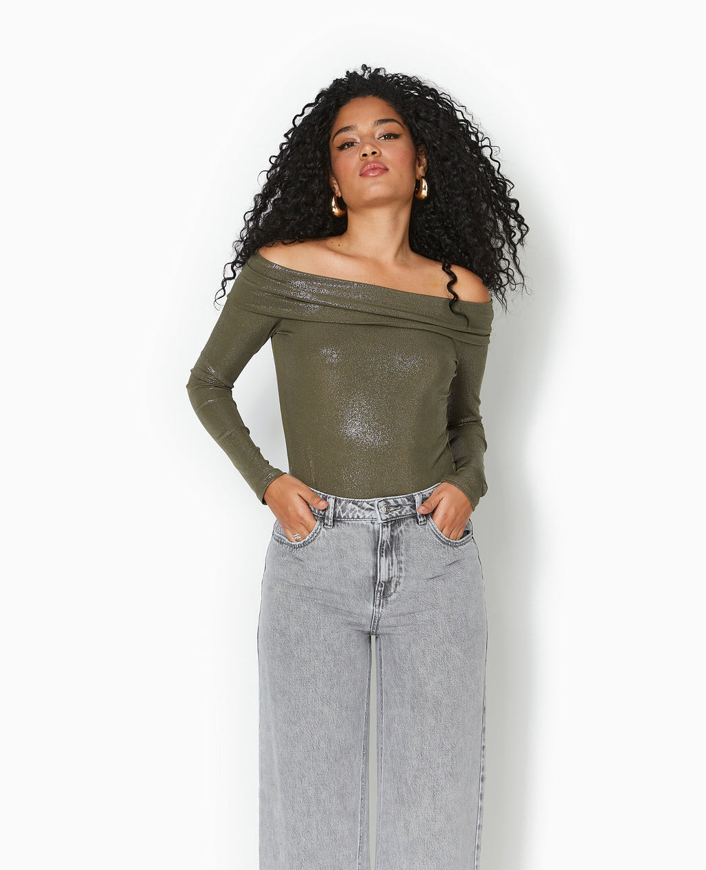 Top encolure Bardot avec paillettes