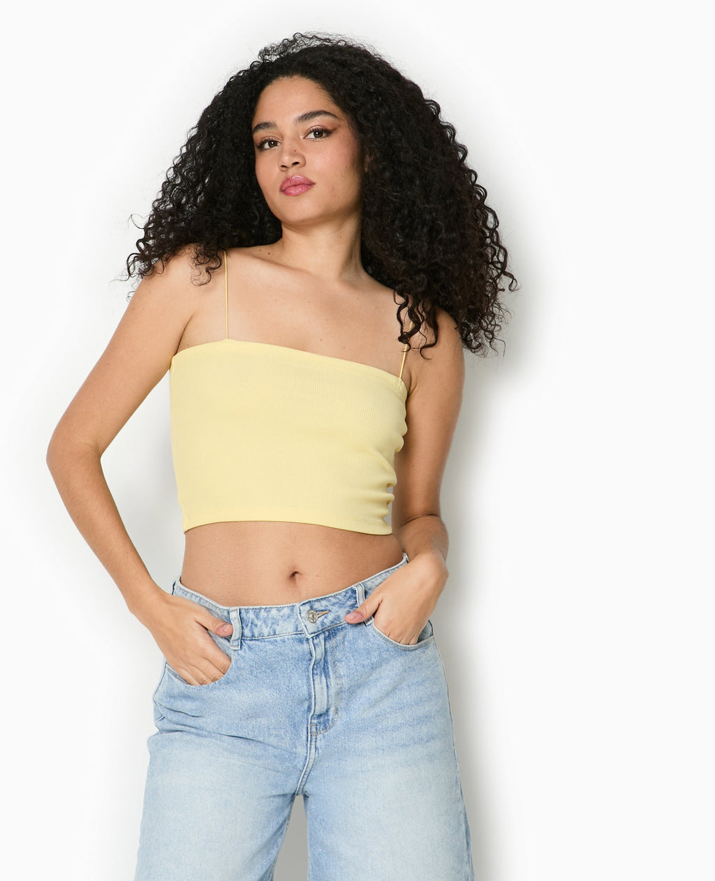 Top bandeau court avec bretelles fines