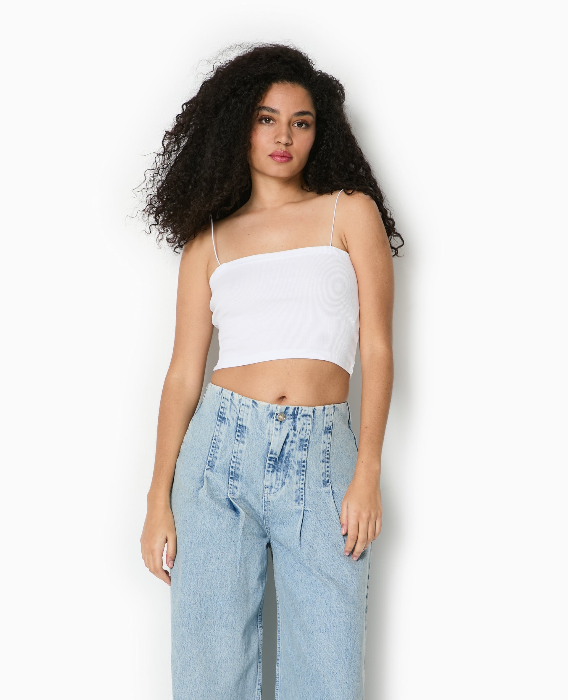 Top bandeau court avec bretelles fines