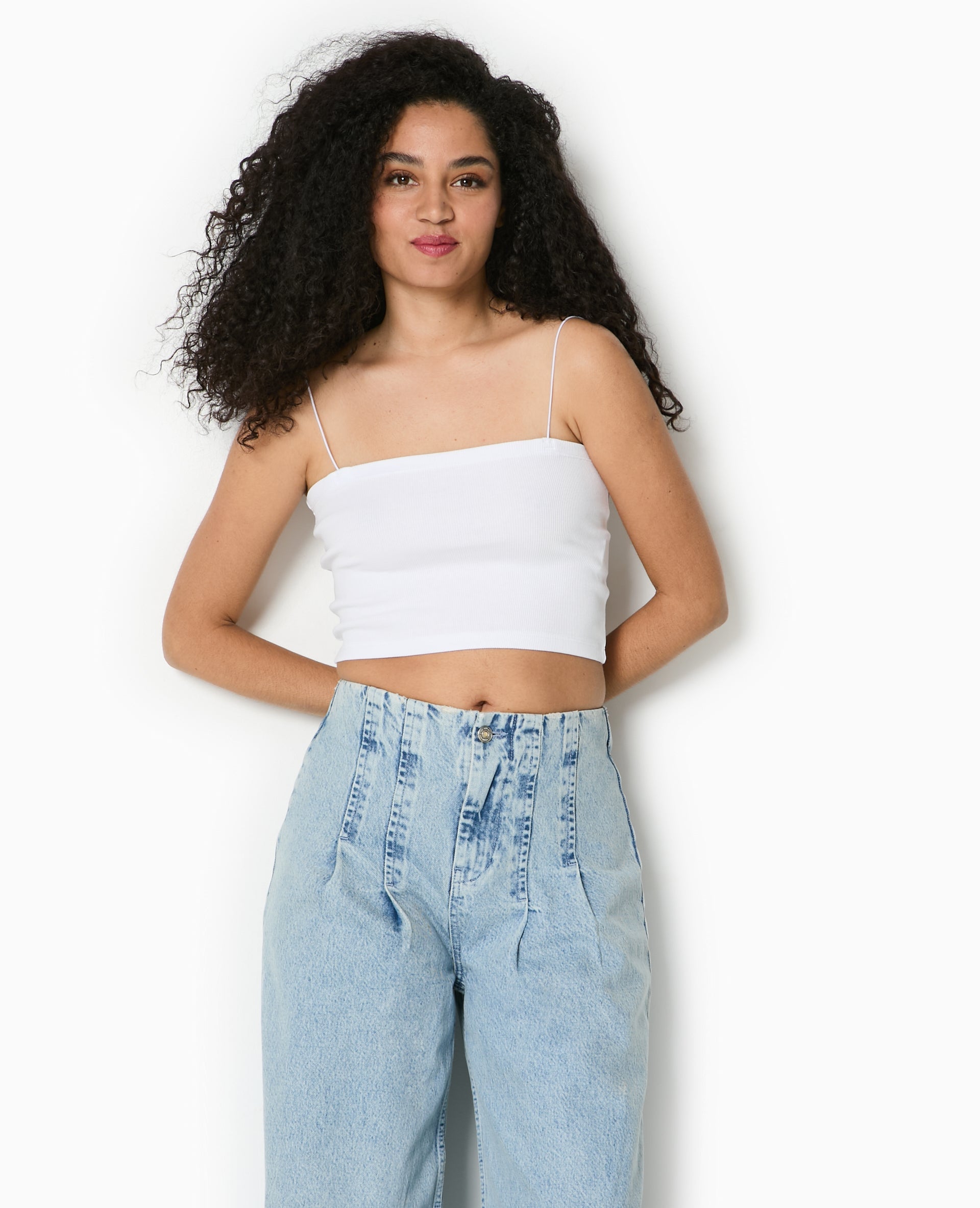 Top bandeau court avec bretelles fines
