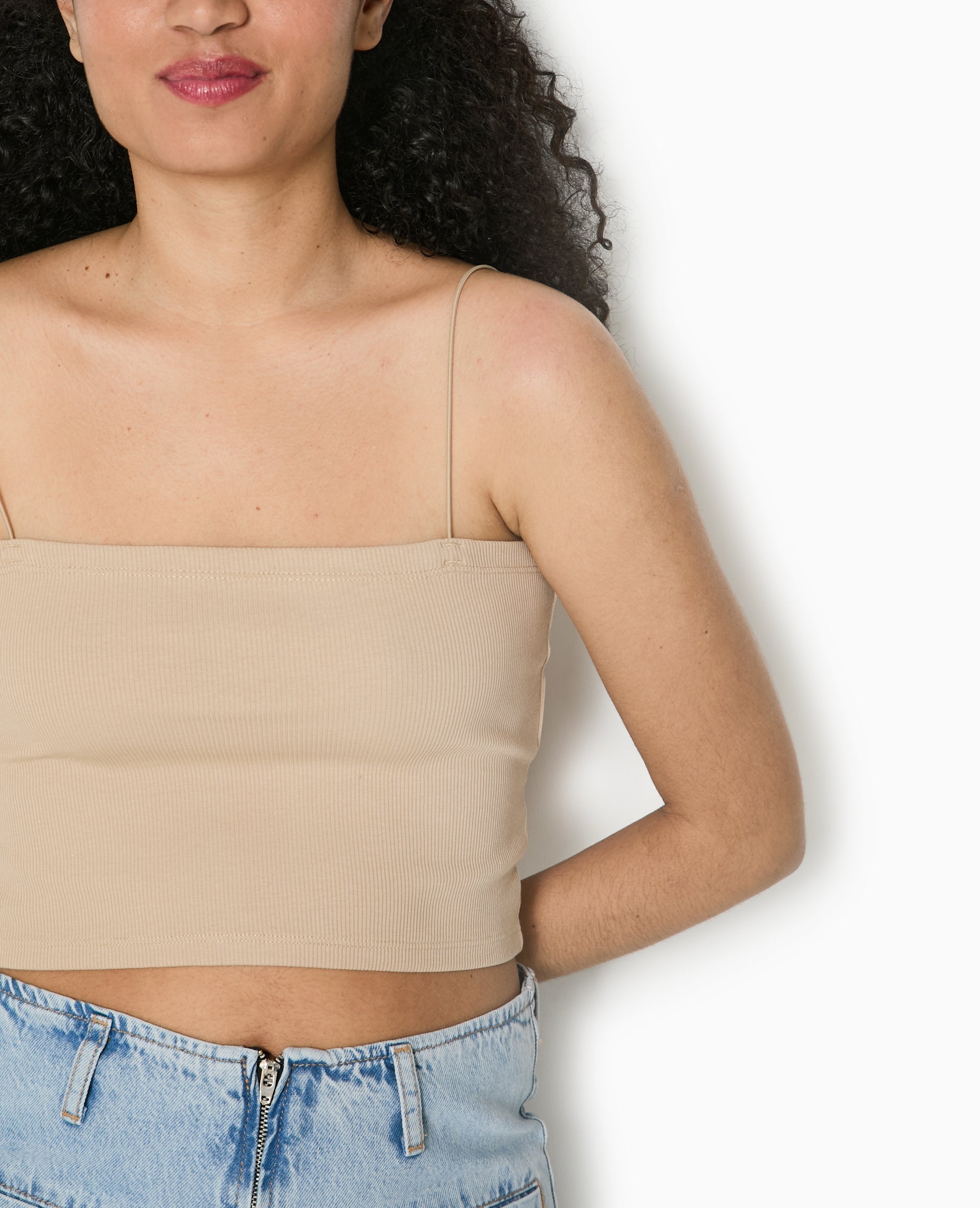 Top bandeau court avec bretelles fines