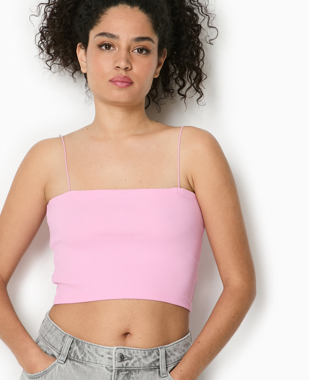 Top bandeau court avec bretelles fines