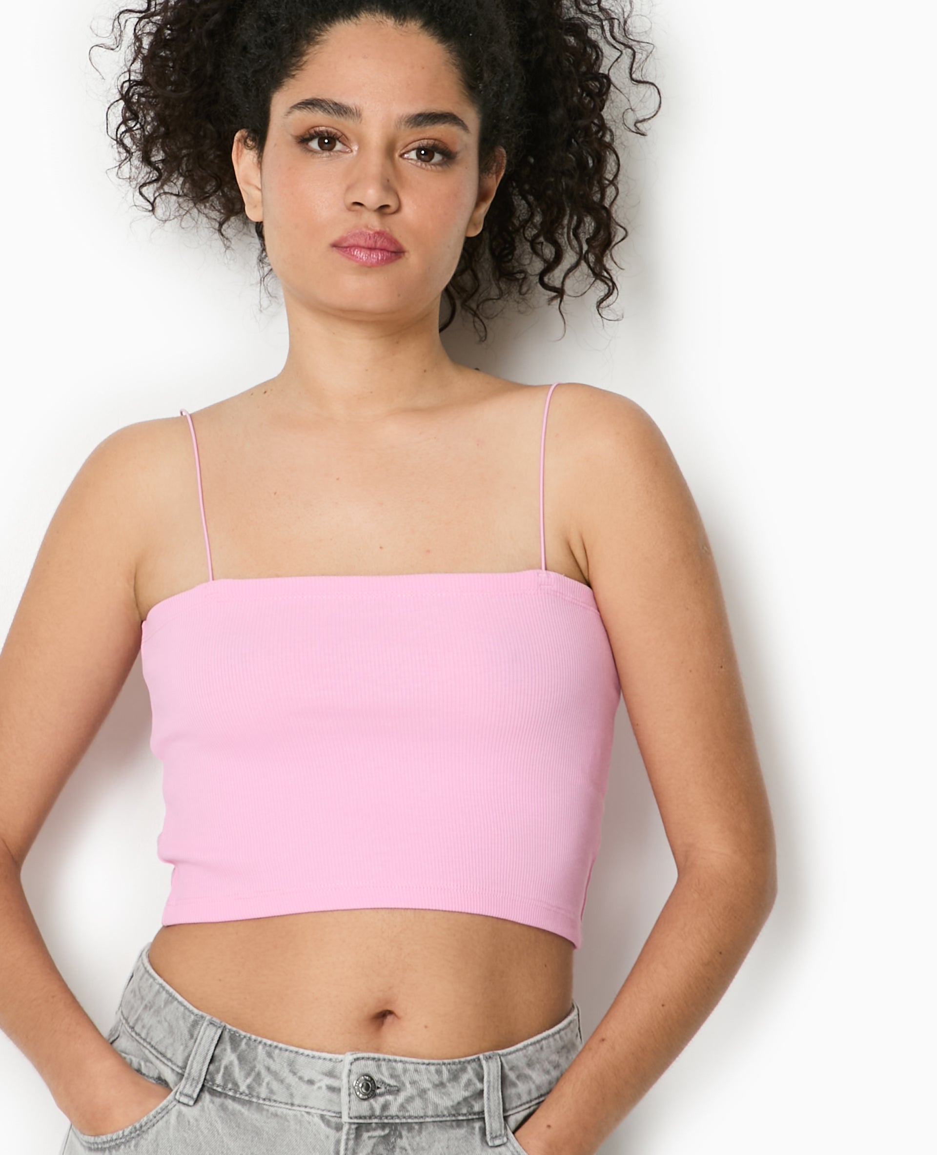Top bandeau court avec bretelles fines