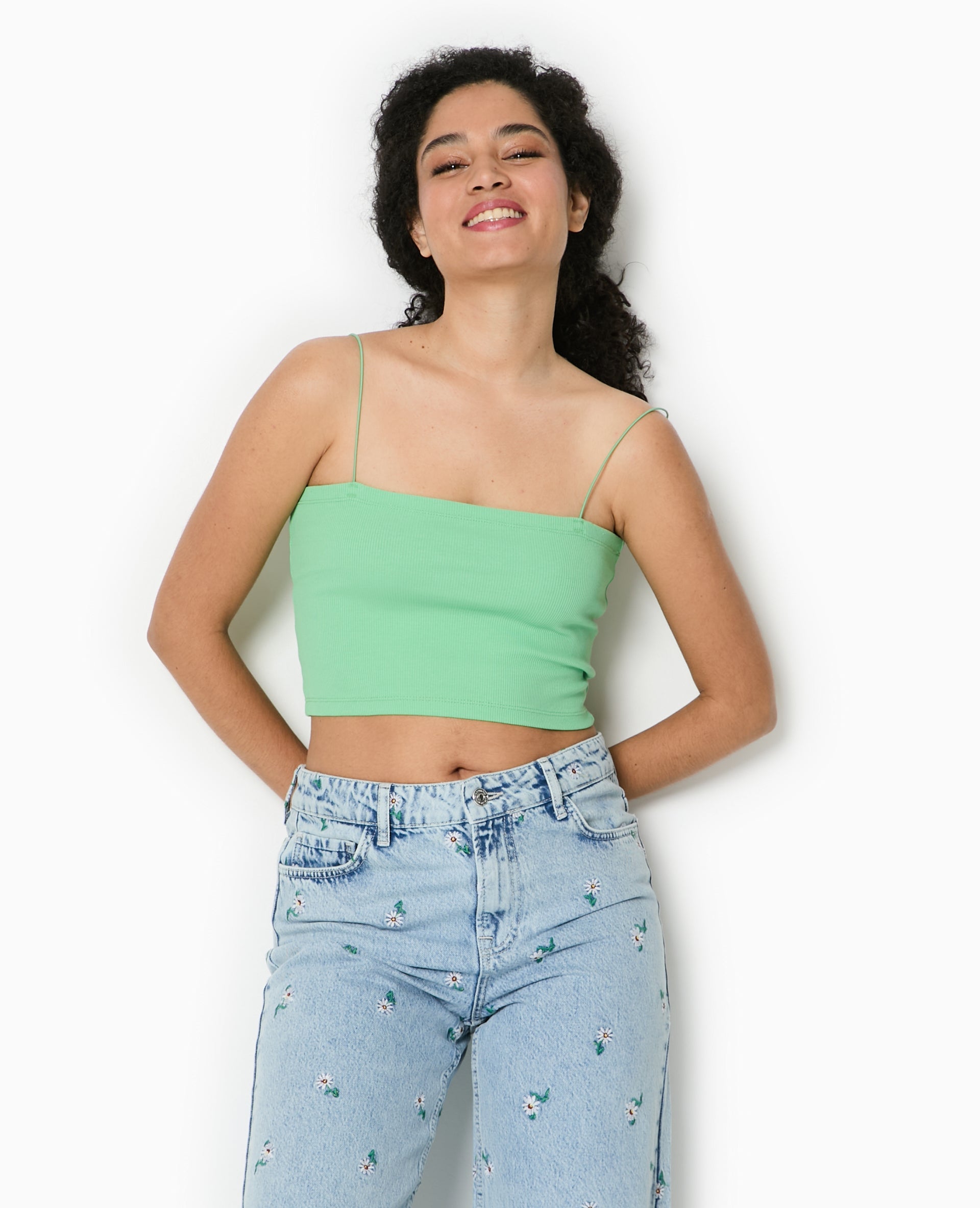Top bandeau court avec bretelles fines