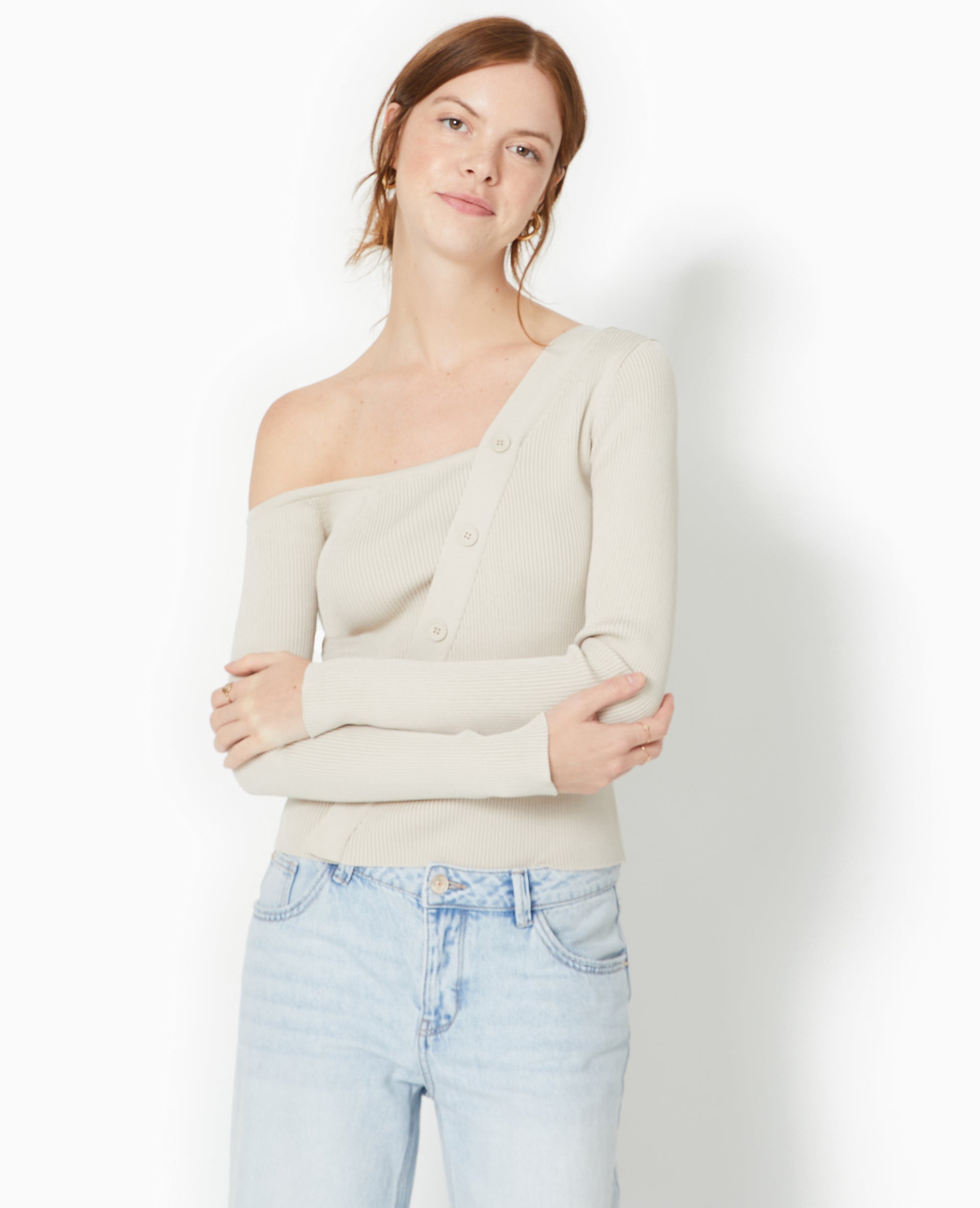 Pull asymétrique maille côtelée