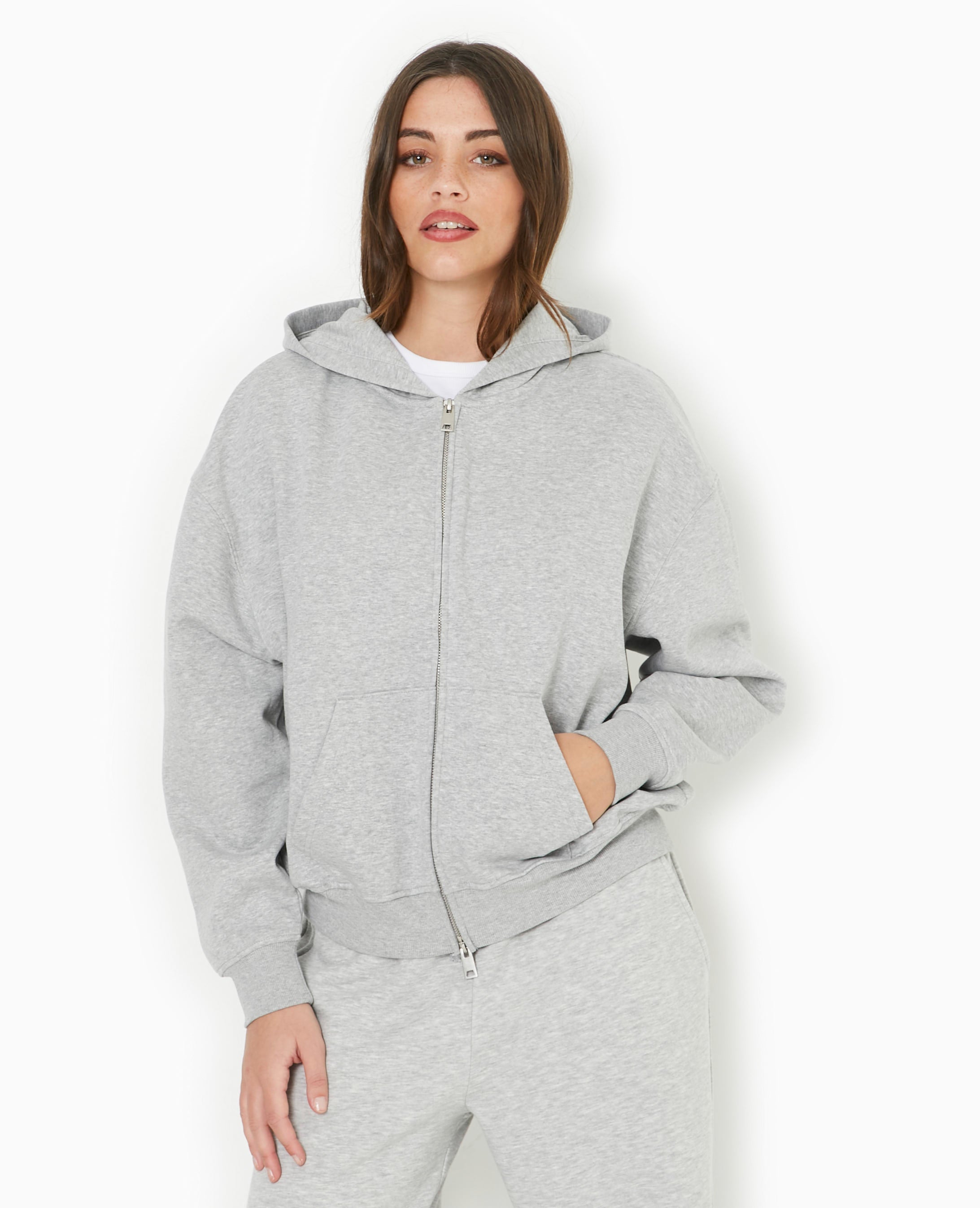 Sweat zippé avec capuche