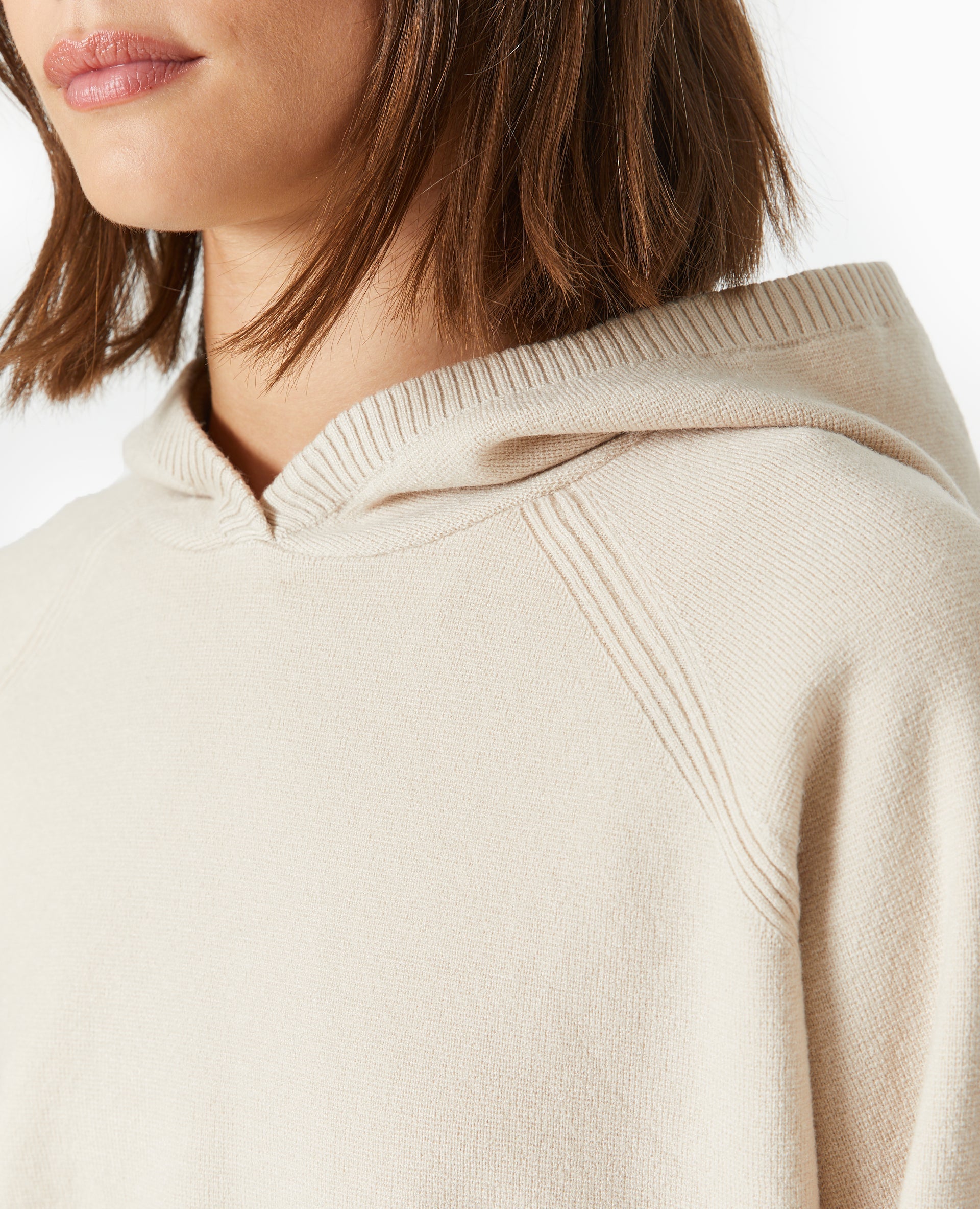 Pull en maille avec capuche